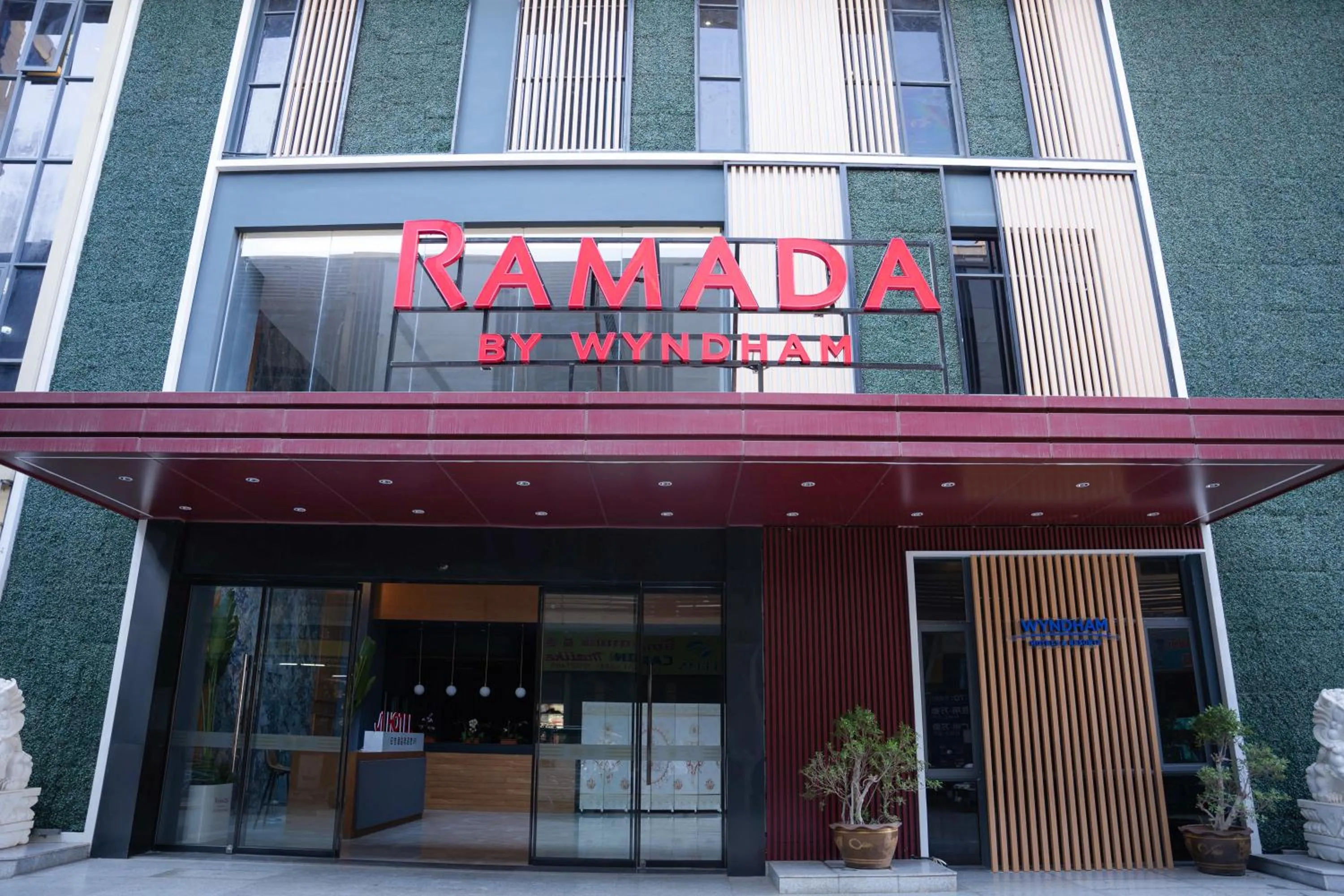 Property building in Ramada by Wyndham Vientiane Central