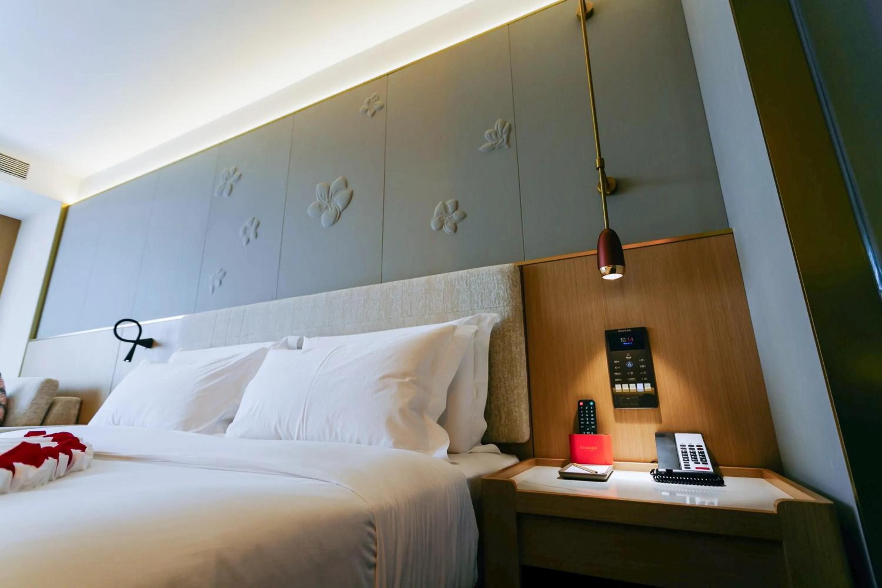 Bed in Ramada by Wyndham Vientiane Central