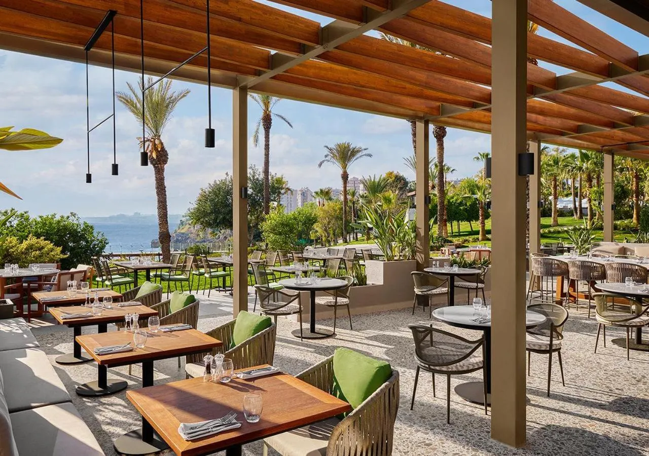 Restaurant/places to eat in Akra Antalya