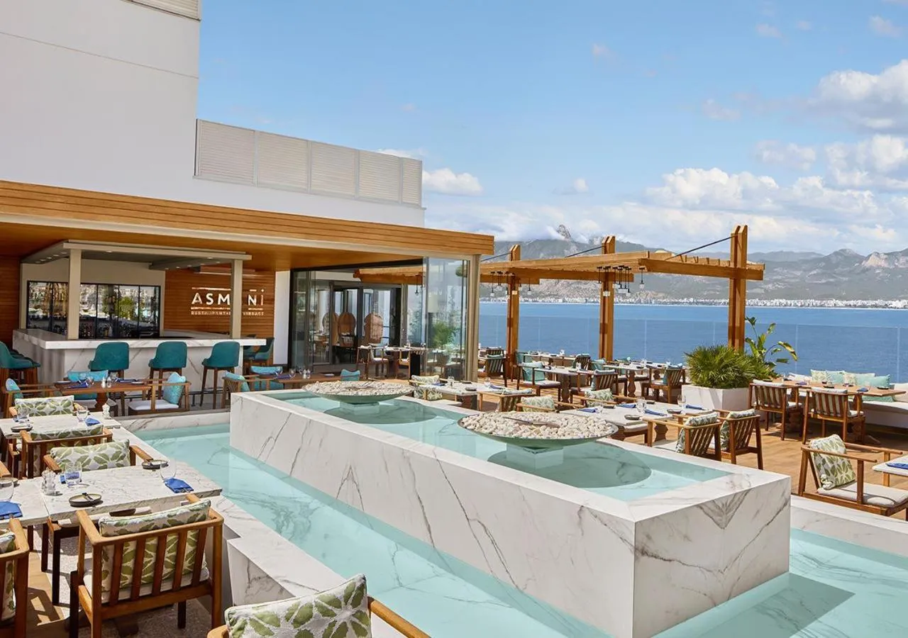 Restaurant/places to eat in Akra Antalya