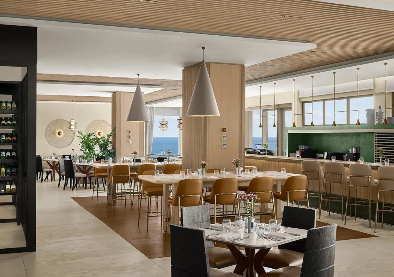 Restaurant/places to eat in Akra Antalya