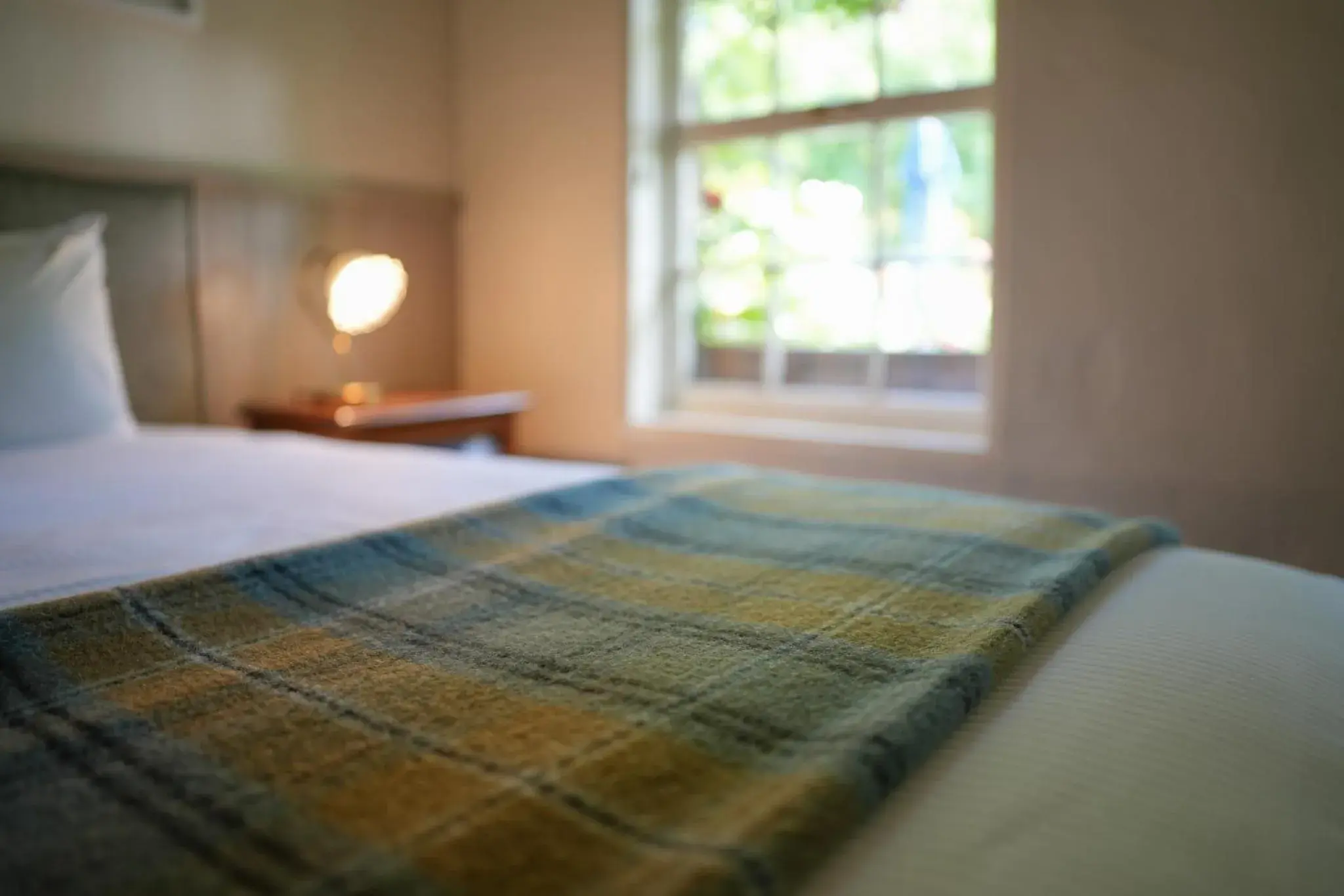 Queen Room with Two Queen Beds in Cardrona Hotel Queen Room with Two Queen Beds in Cardrona Hotel