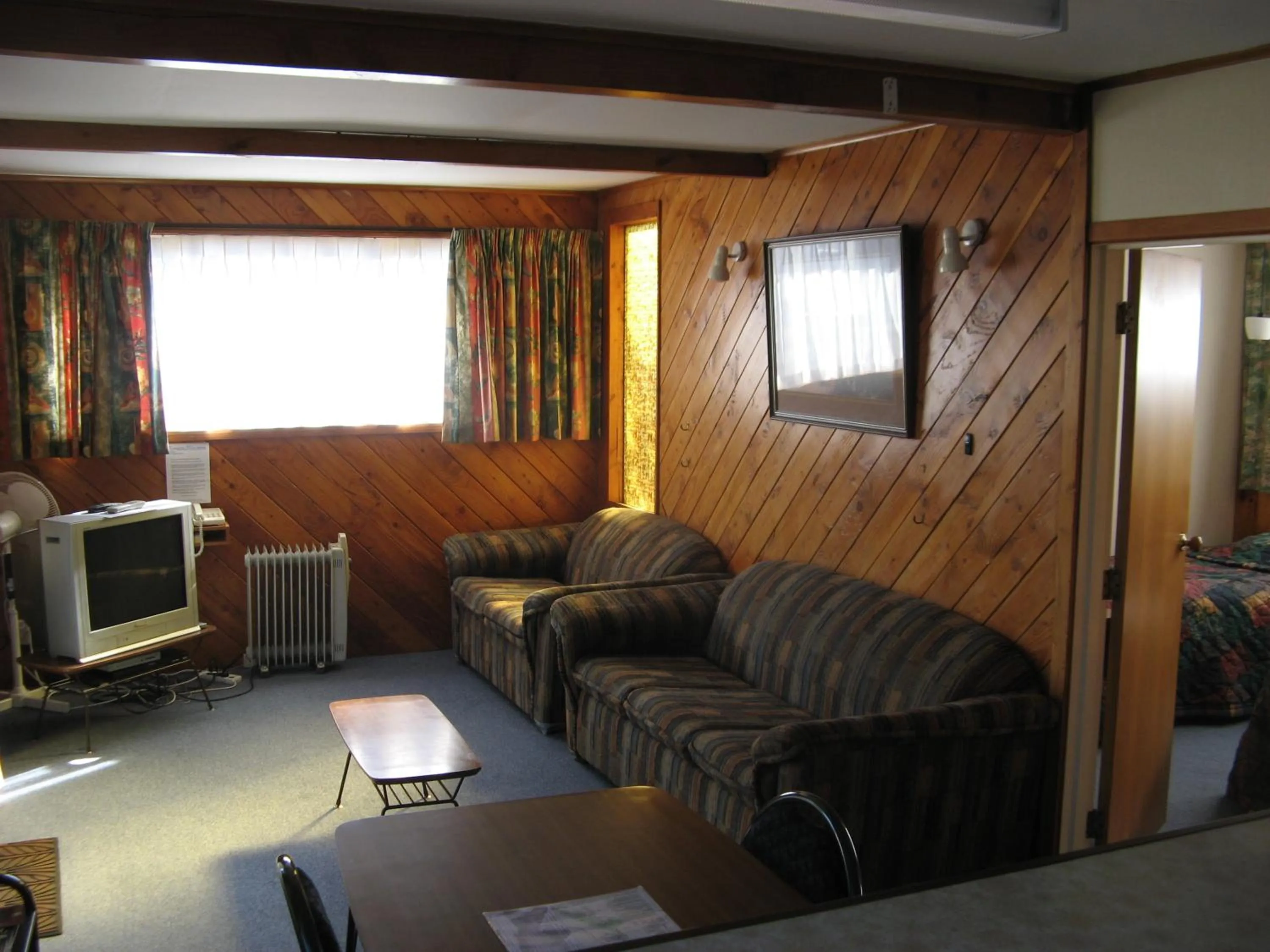 Living room in Tongariro River Motel