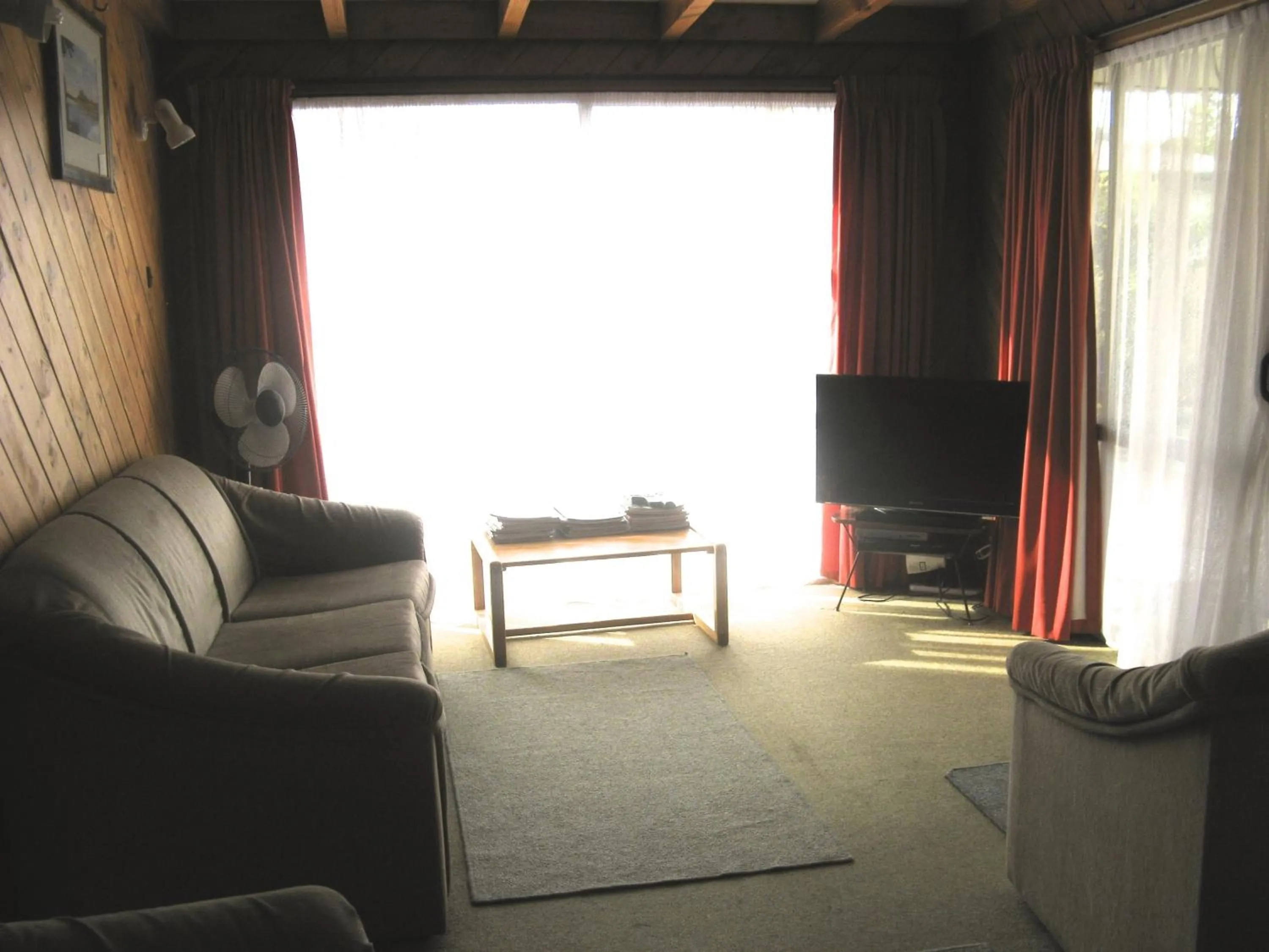 Living room in Tongariro River Motel
