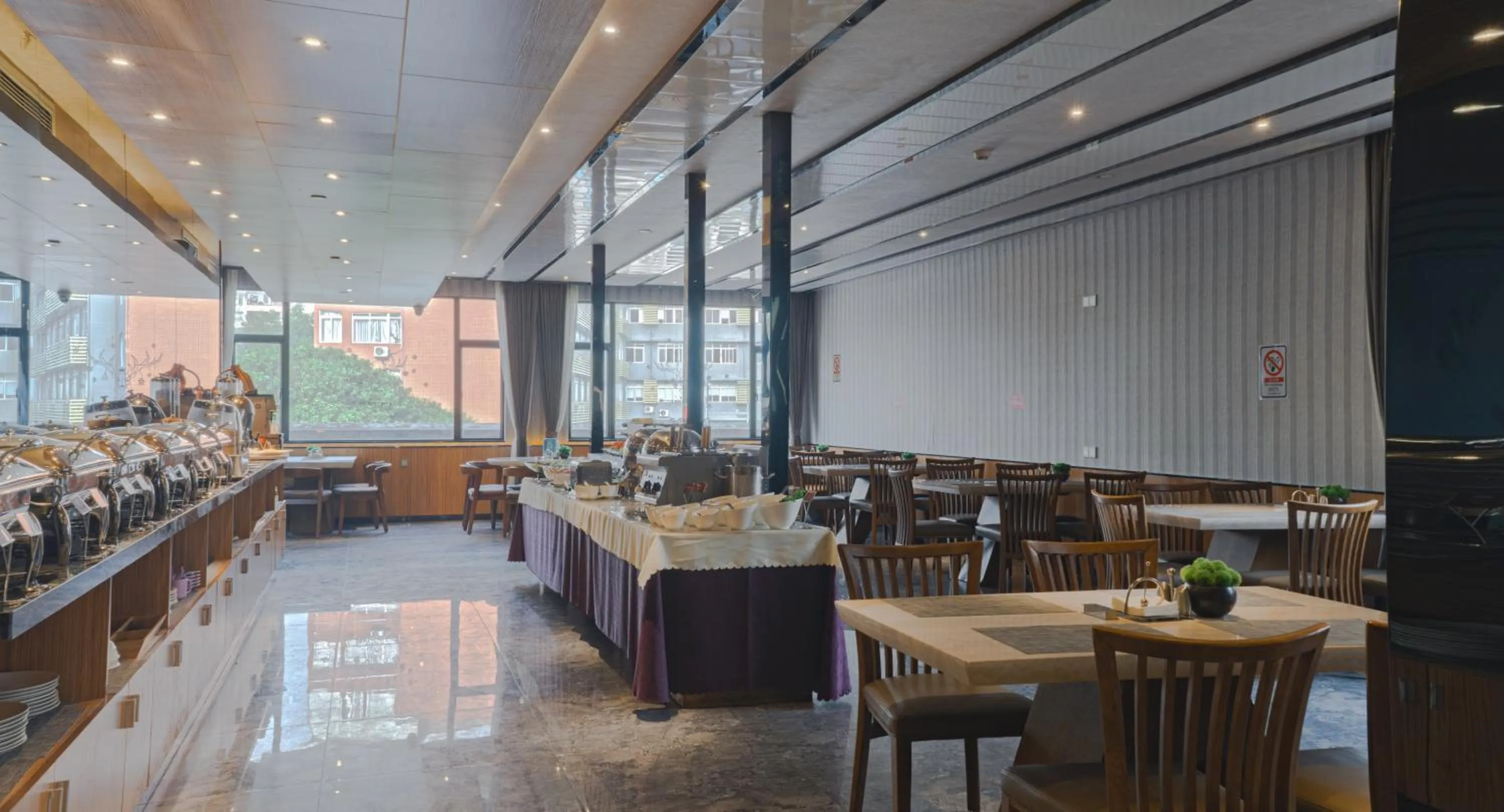 Restaurant/places to eat in Paco Hotel Tianpingjia Metro Guangzhou