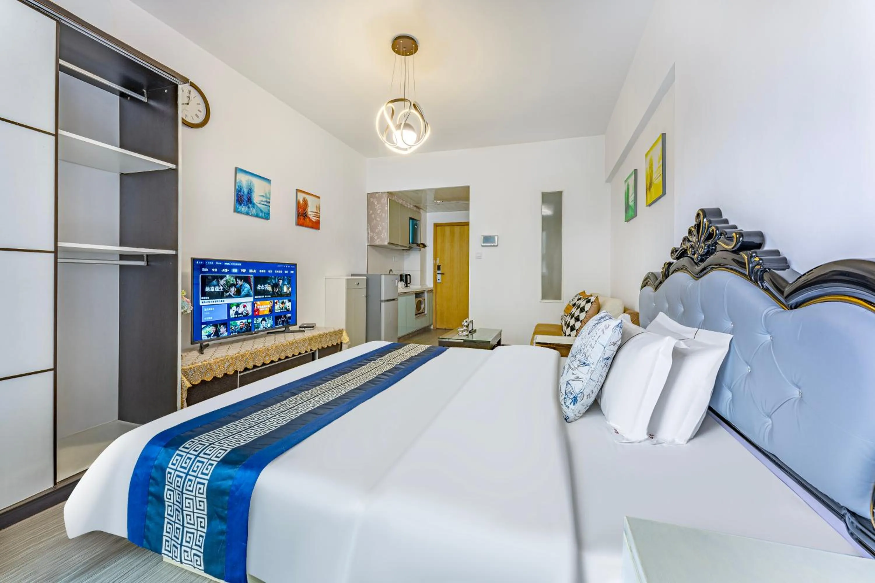 Photo of the whole room, Bed in Meiru Apartment Hotel Guangzhou Bolin Apartment