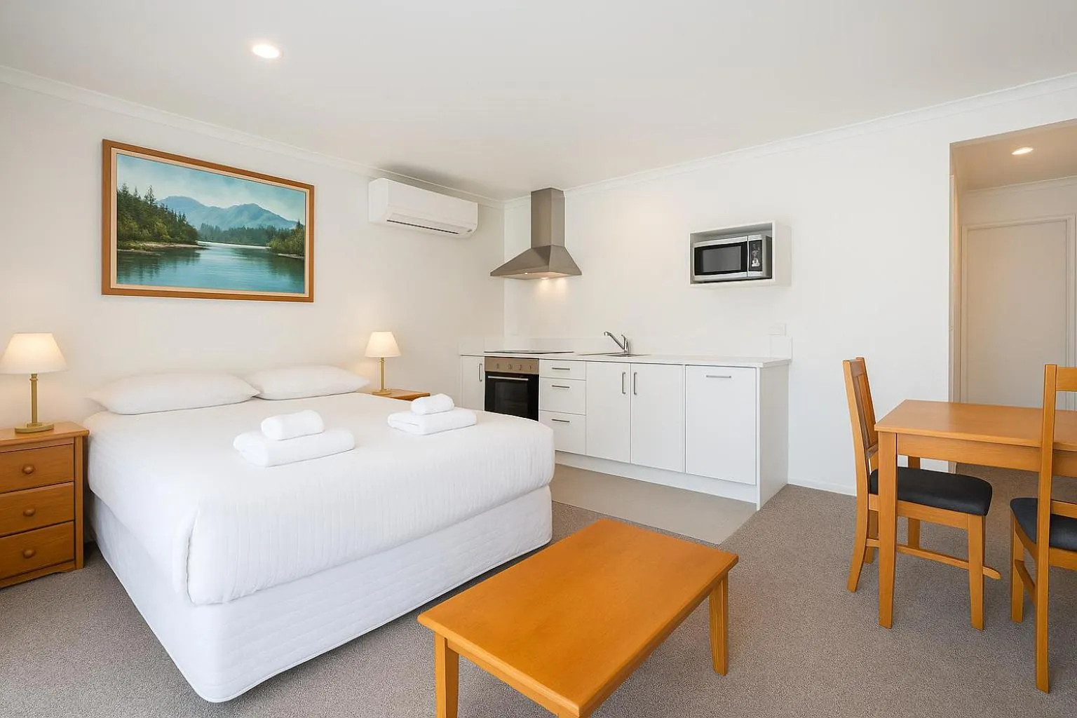 Bed in Pukekohe Motel