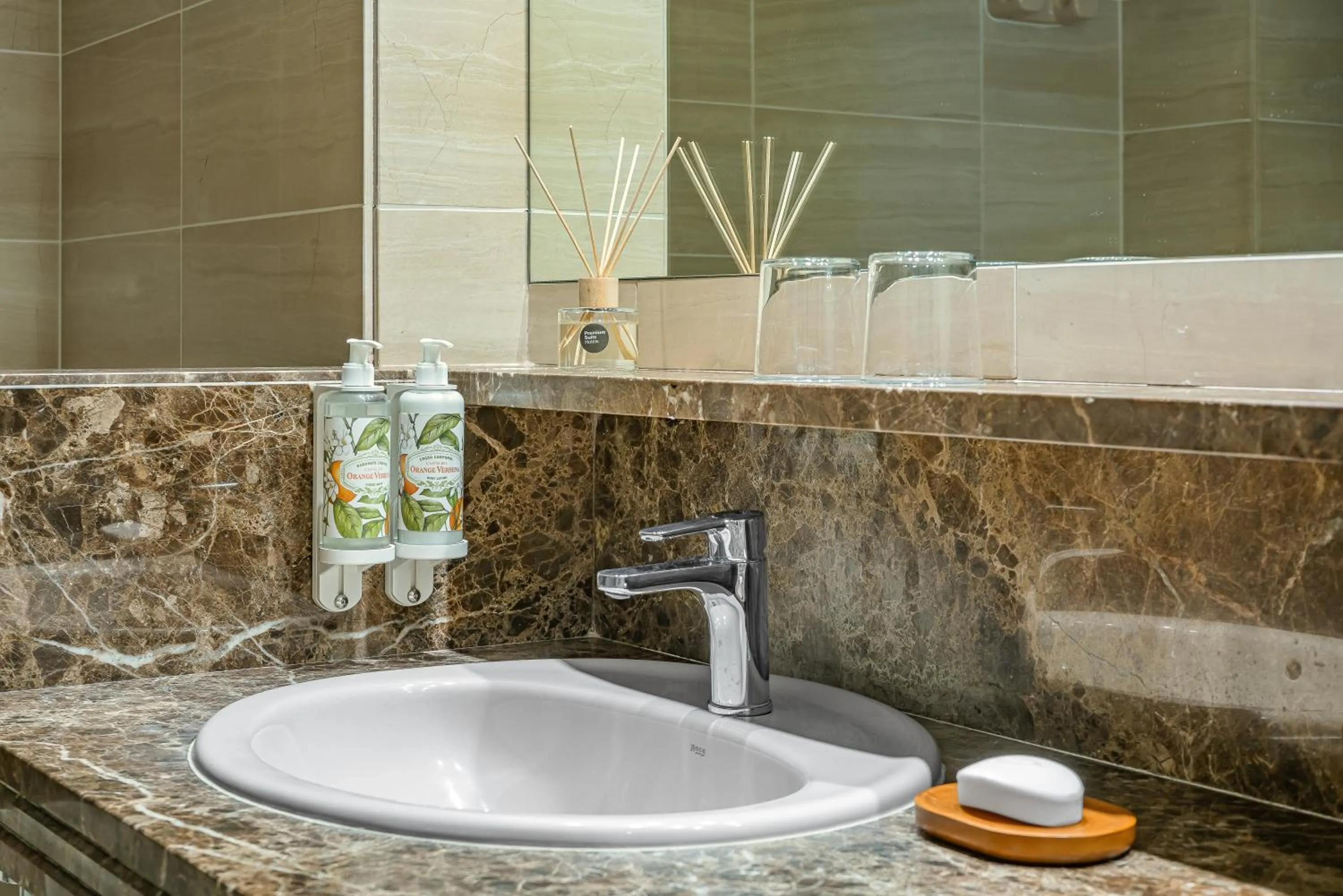 Bathroom in Acacia Suite