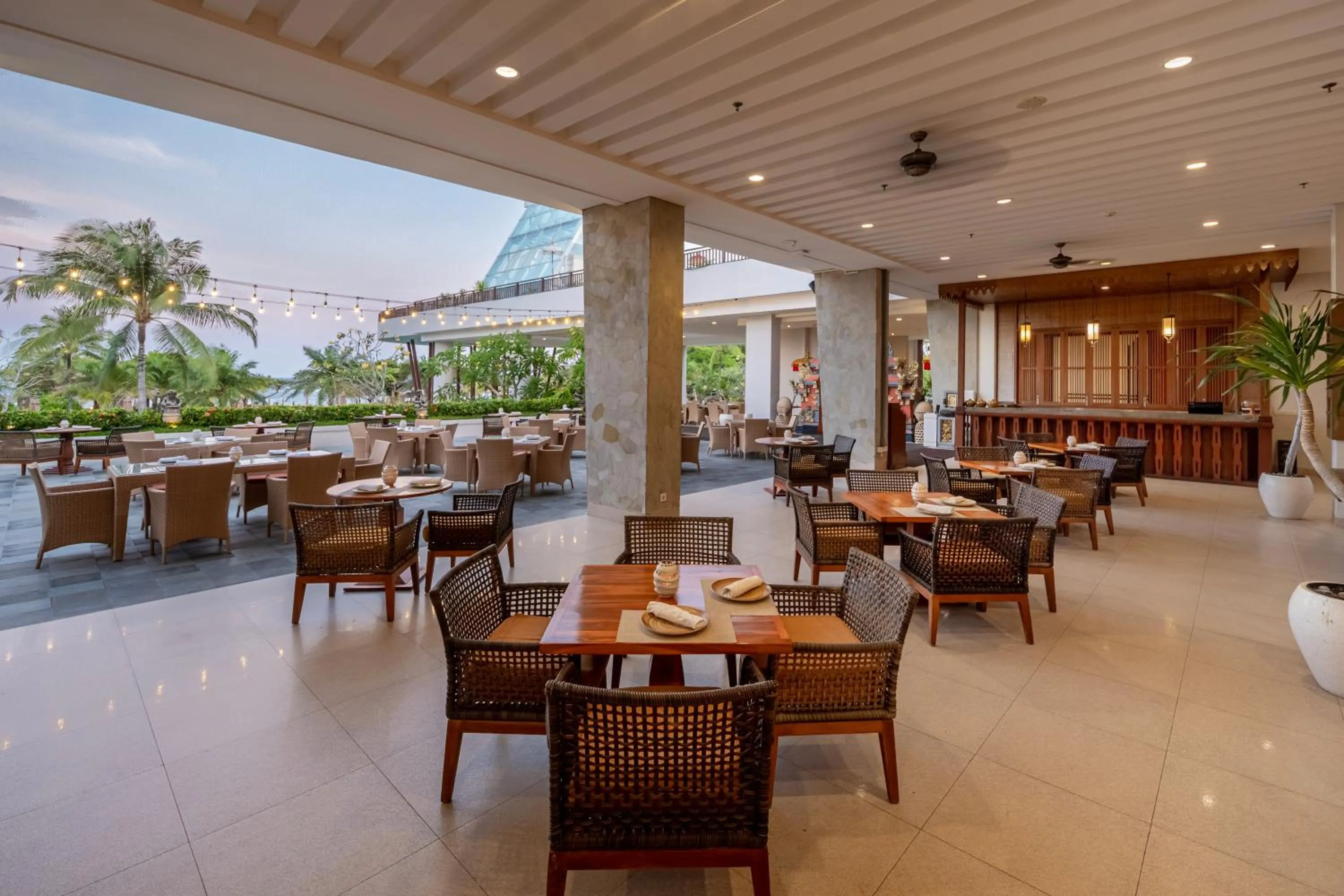 Restaurant/places to eat in MERUSAKA Nusa Dua