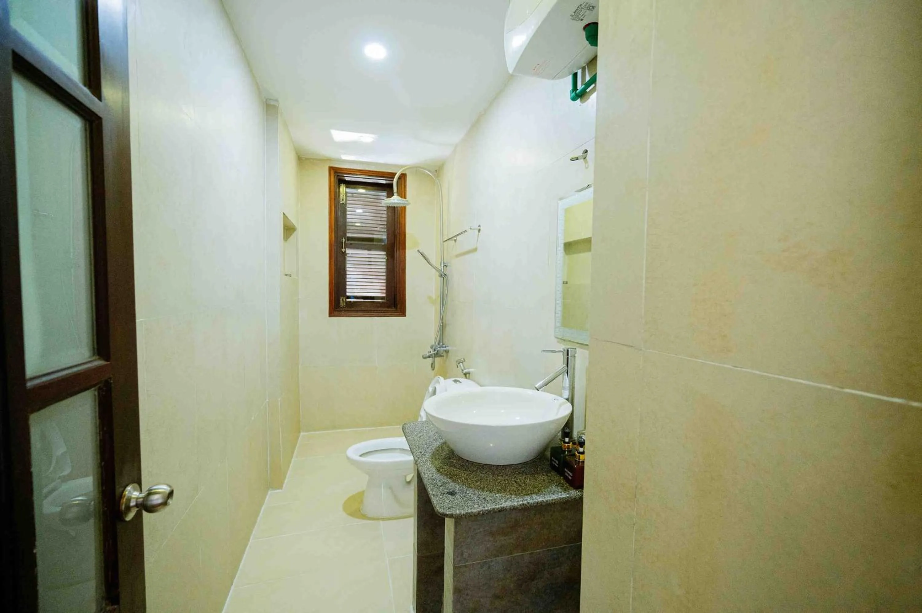 Toilet in B'Lan Riverside Villa