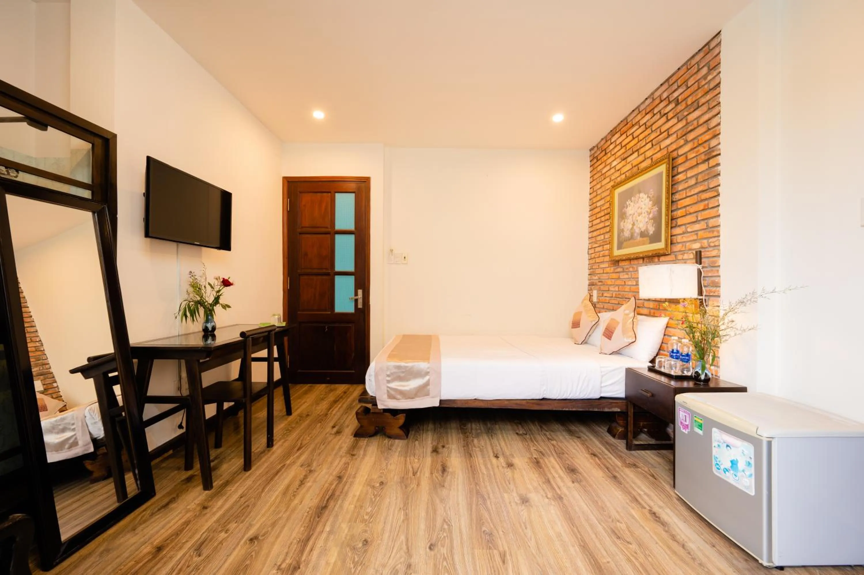 Garden view, Bed in B'Lan Riverside Villa