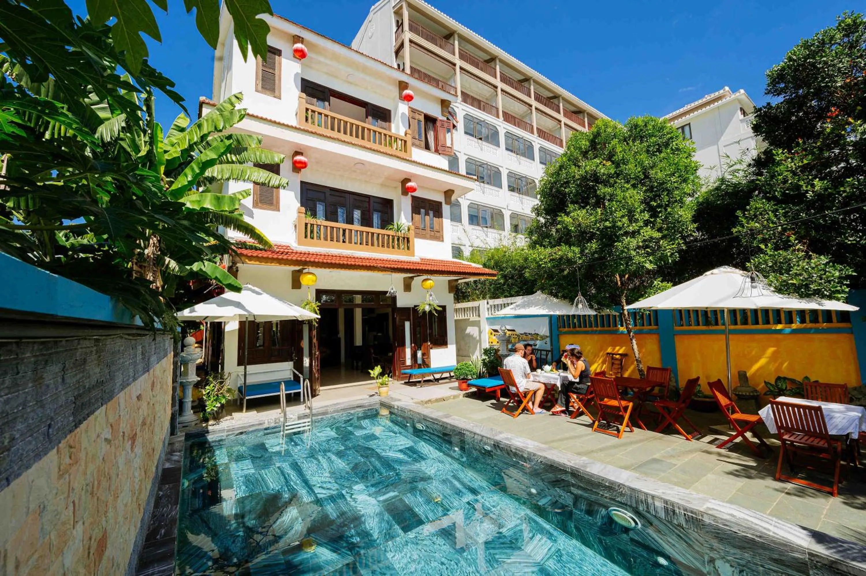 Dining area in B'Lan Riverside Villa