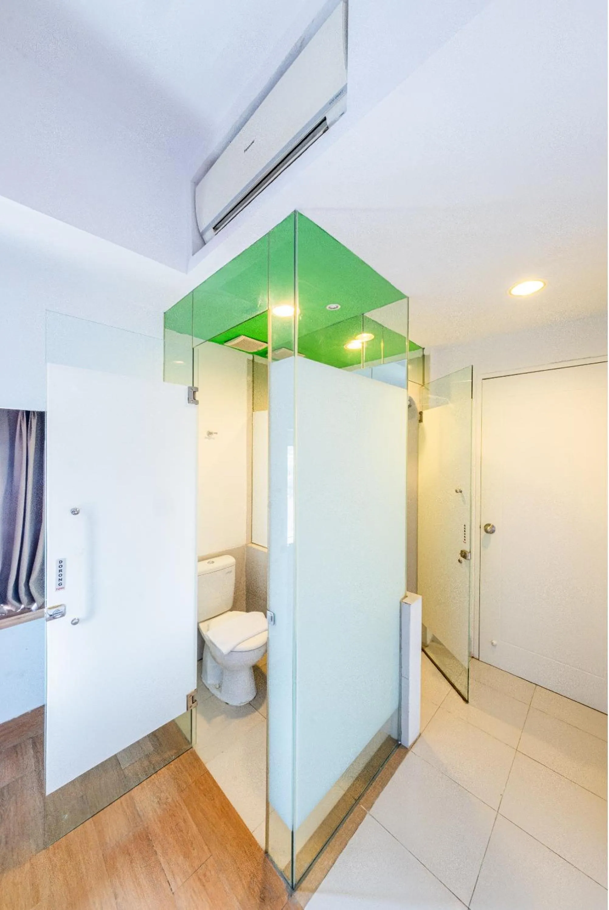 Bathroom in Whiz Prime Hotel Balikpapan