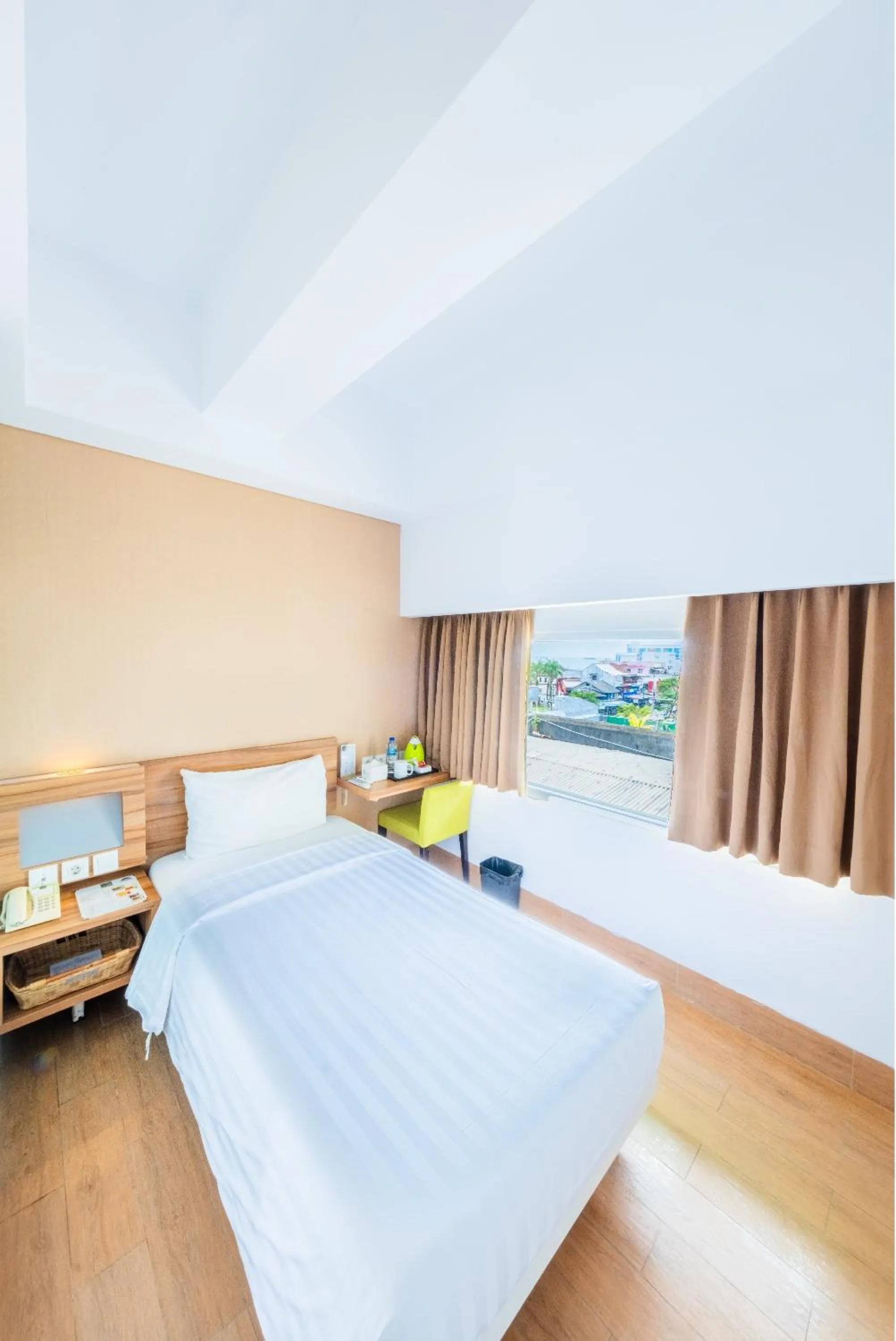Bed in Whiz Prime Hotel Balikpapan