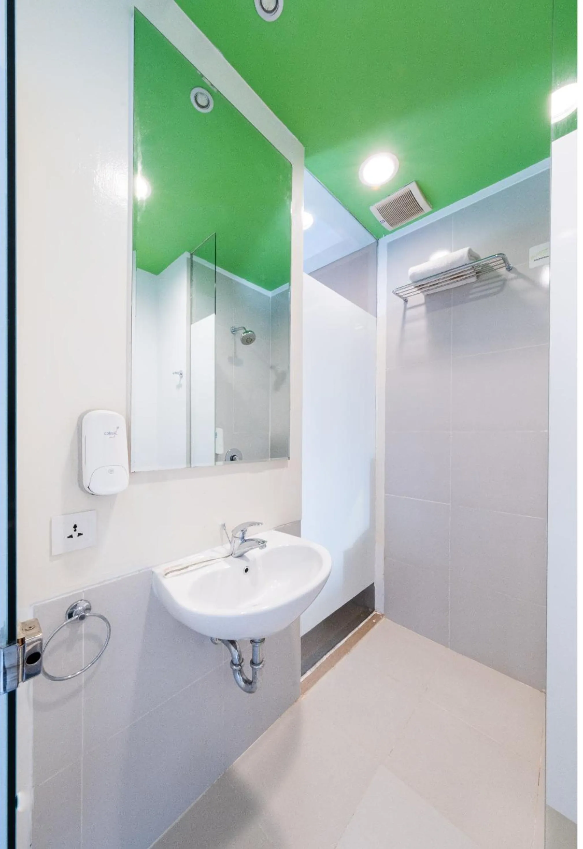 Bathroom in Whiz Prime Hotel Balikpapan