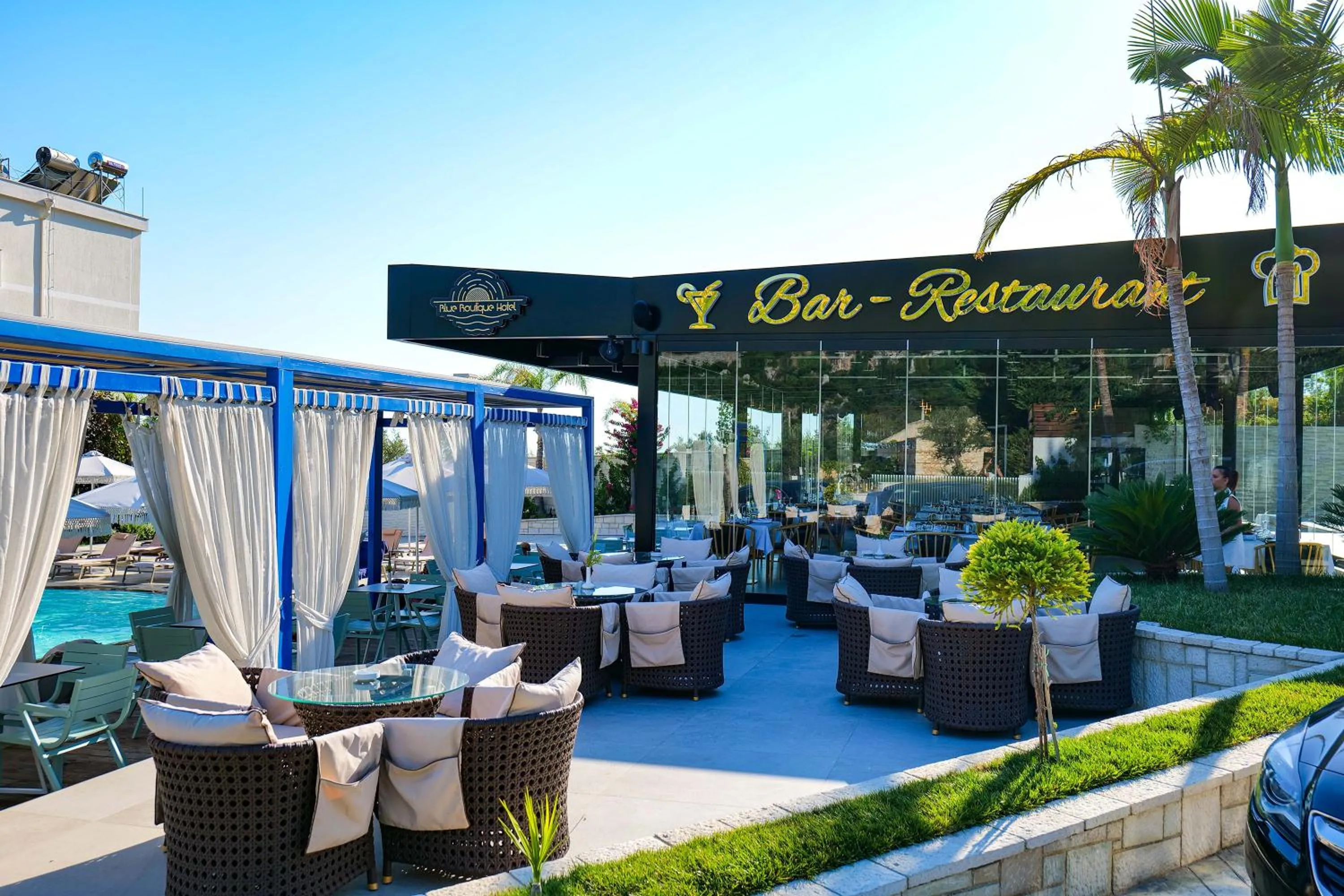Restaurant/places to eat in HH Boutique Hotel