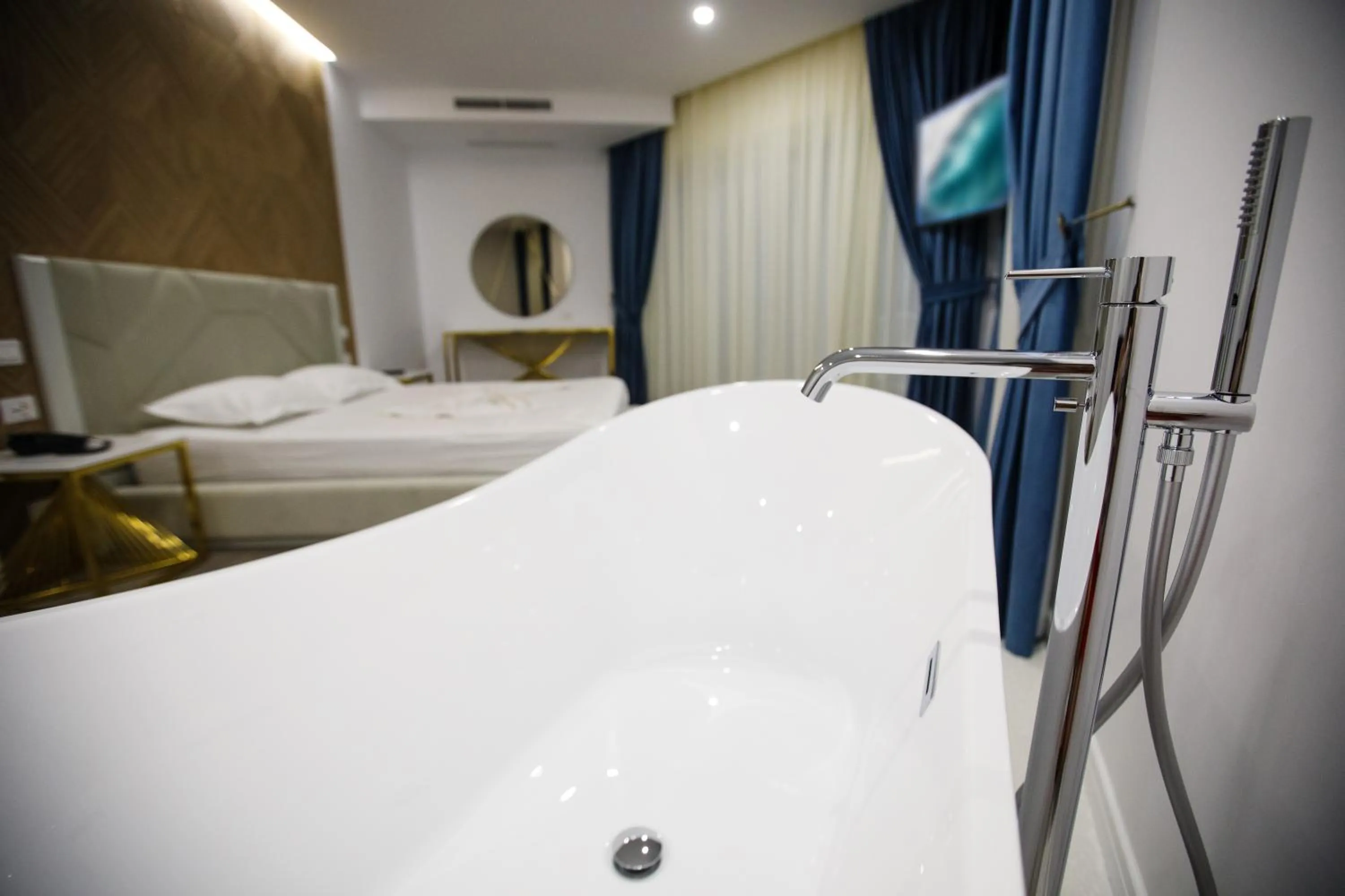 Bathroom in HH Boutique Hotel