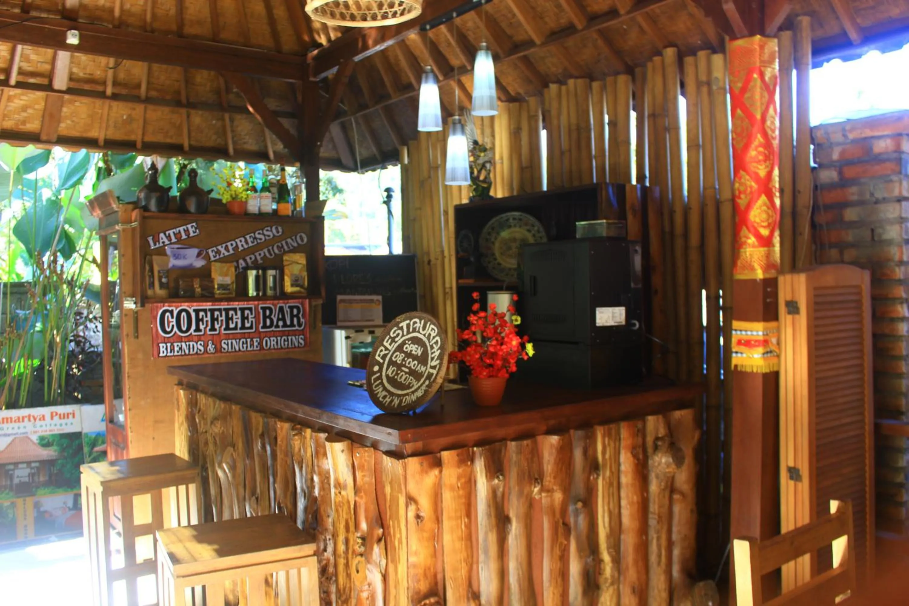 Lounge or bar in Amartya Puri Green Cottages