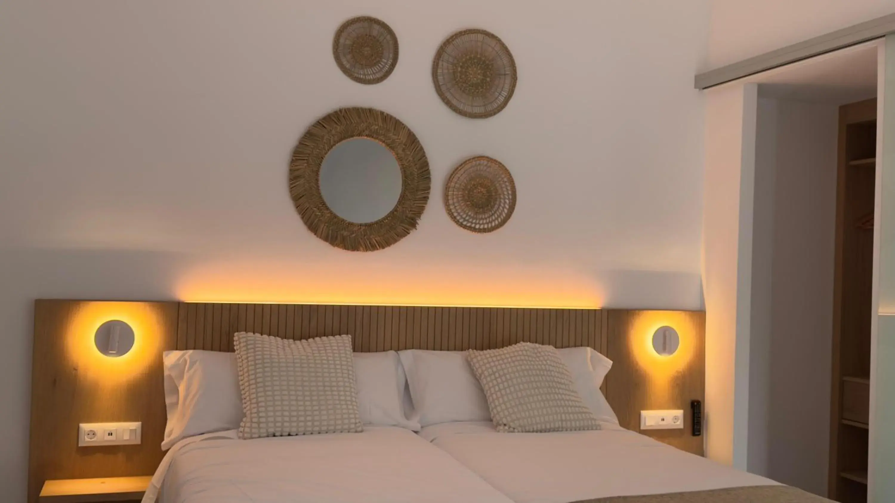 Double Room in MYO Barcelona Hotel & Apartments Double Room in MYO Barcelona Hotel & Apartments