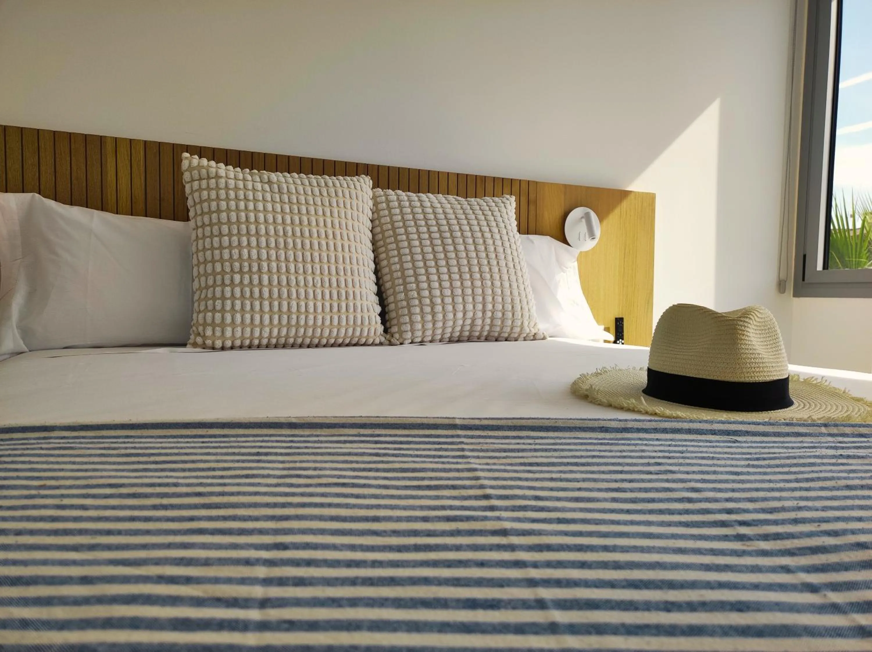 Bed in MYO Barcelona Hotel & Apartments