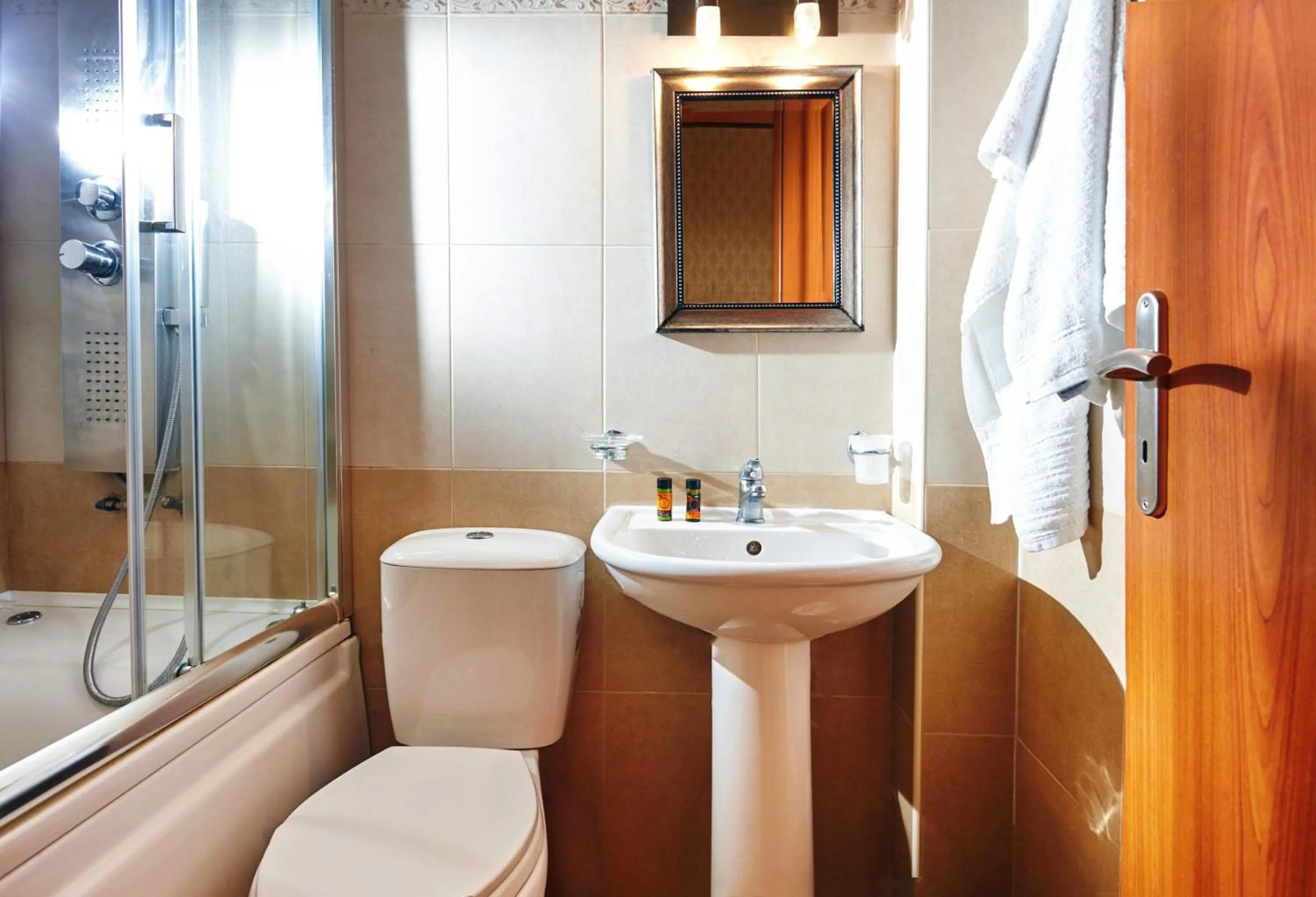 Bathroom in Archontiko Old Town Suites