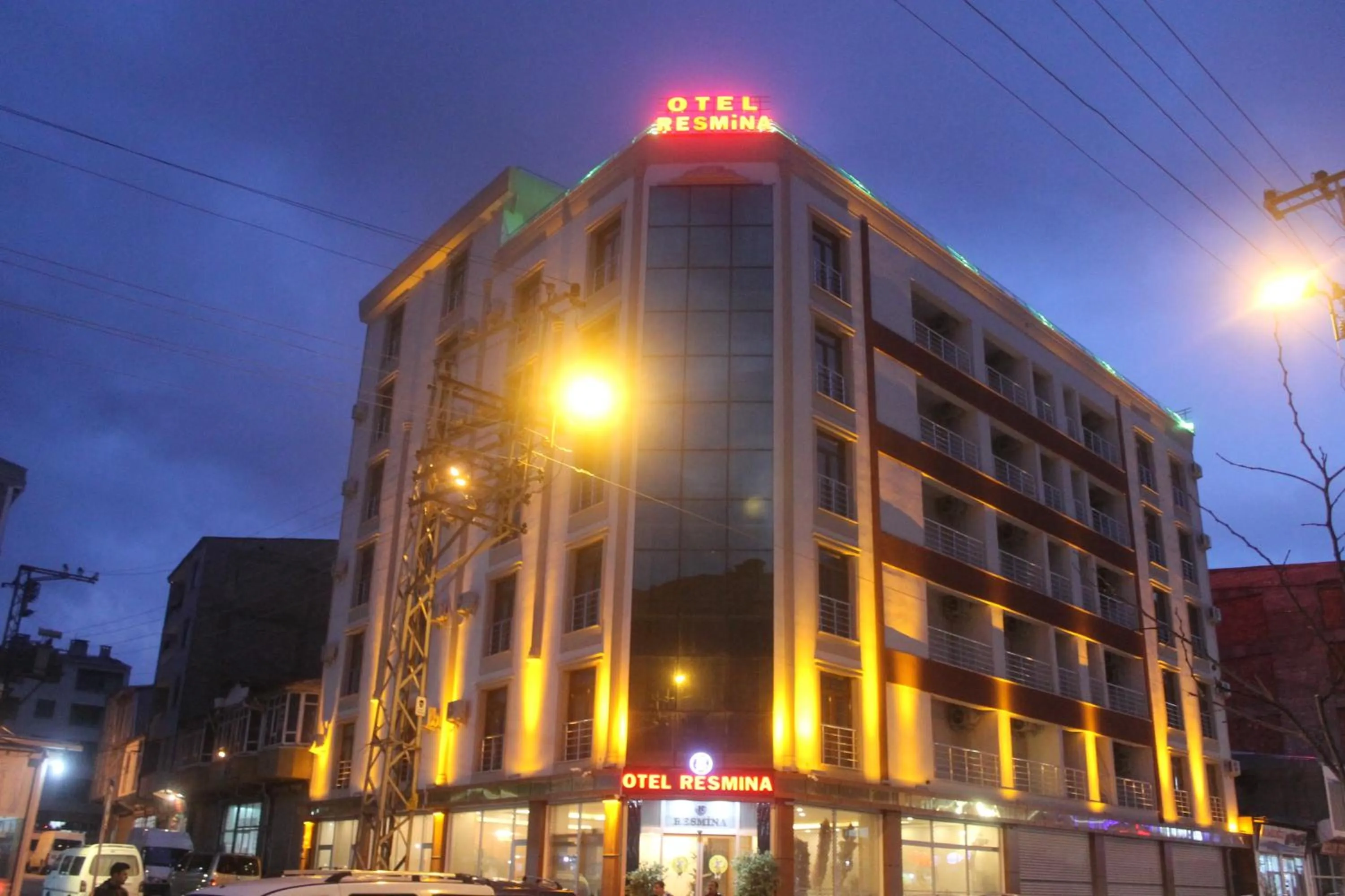 Facade/entrance in Resmina Hotel