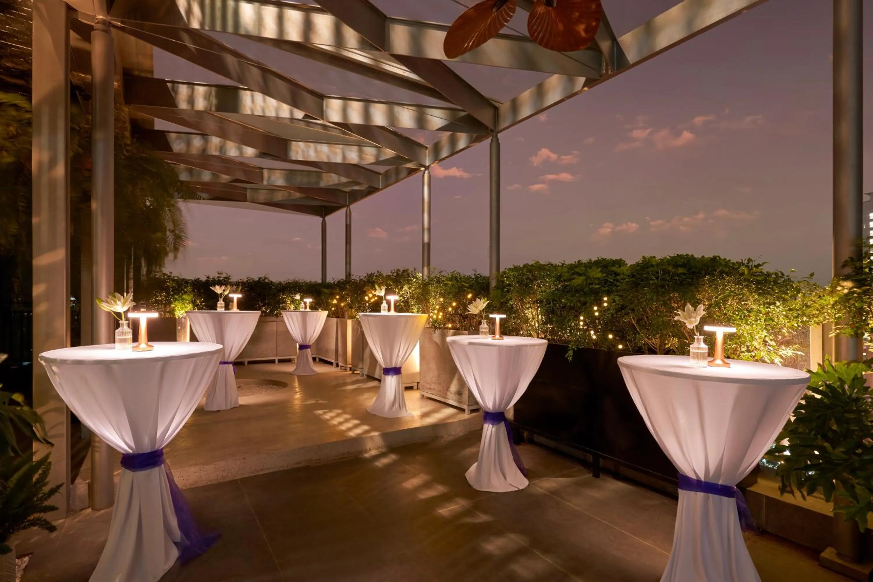 Lounge or bar in The Ann Hanoi Hotel & Spa