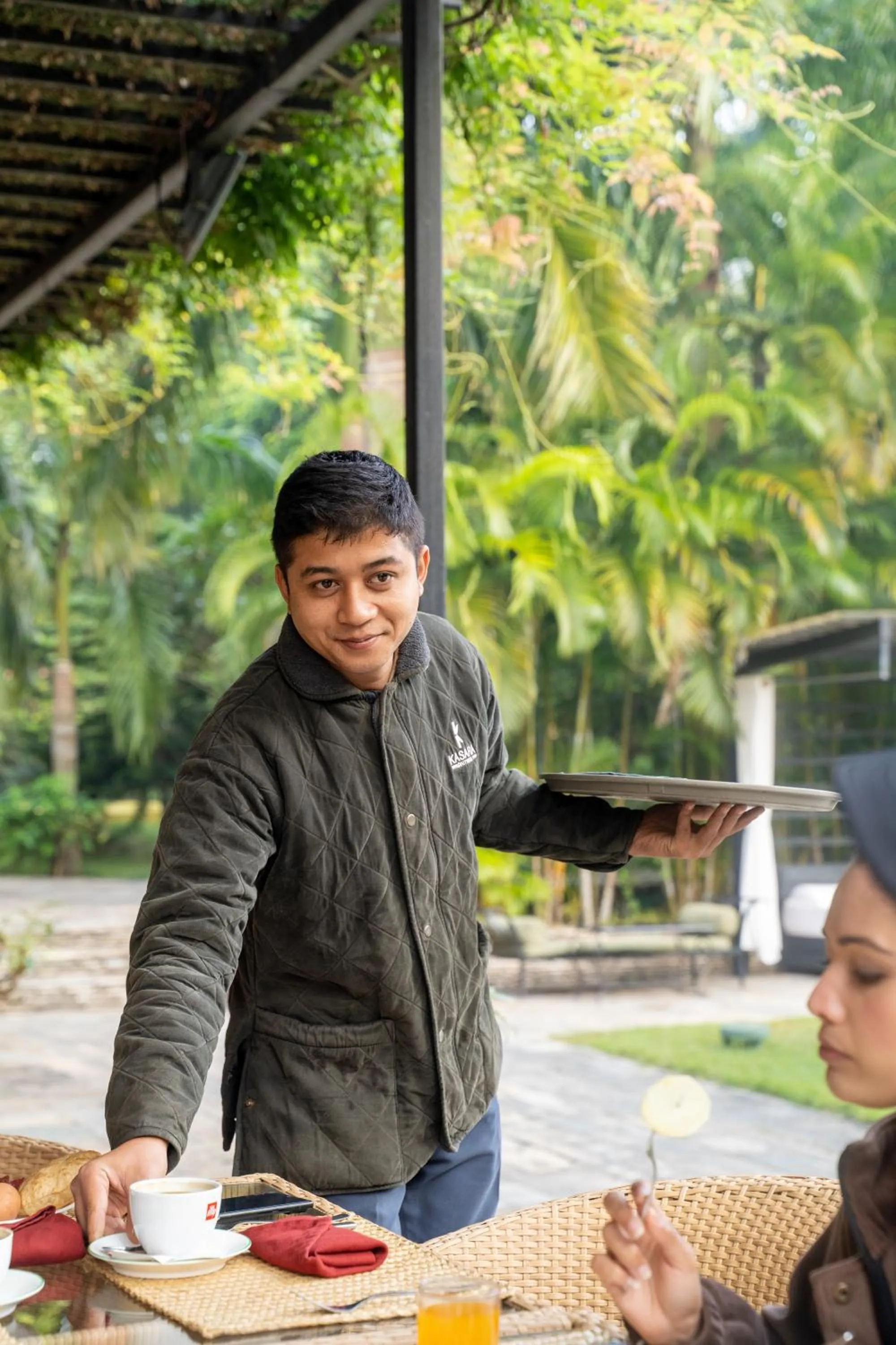 Restaurant/places to eat in Kasara Chitwan