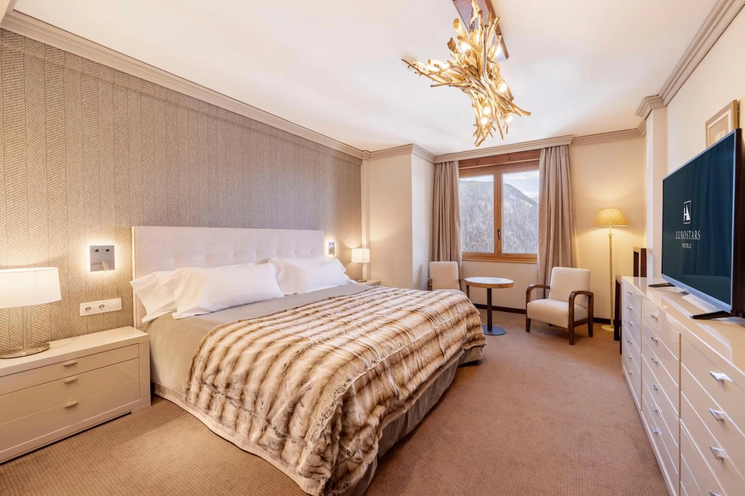 Bedroom, Bed in Eurostars La Pleta