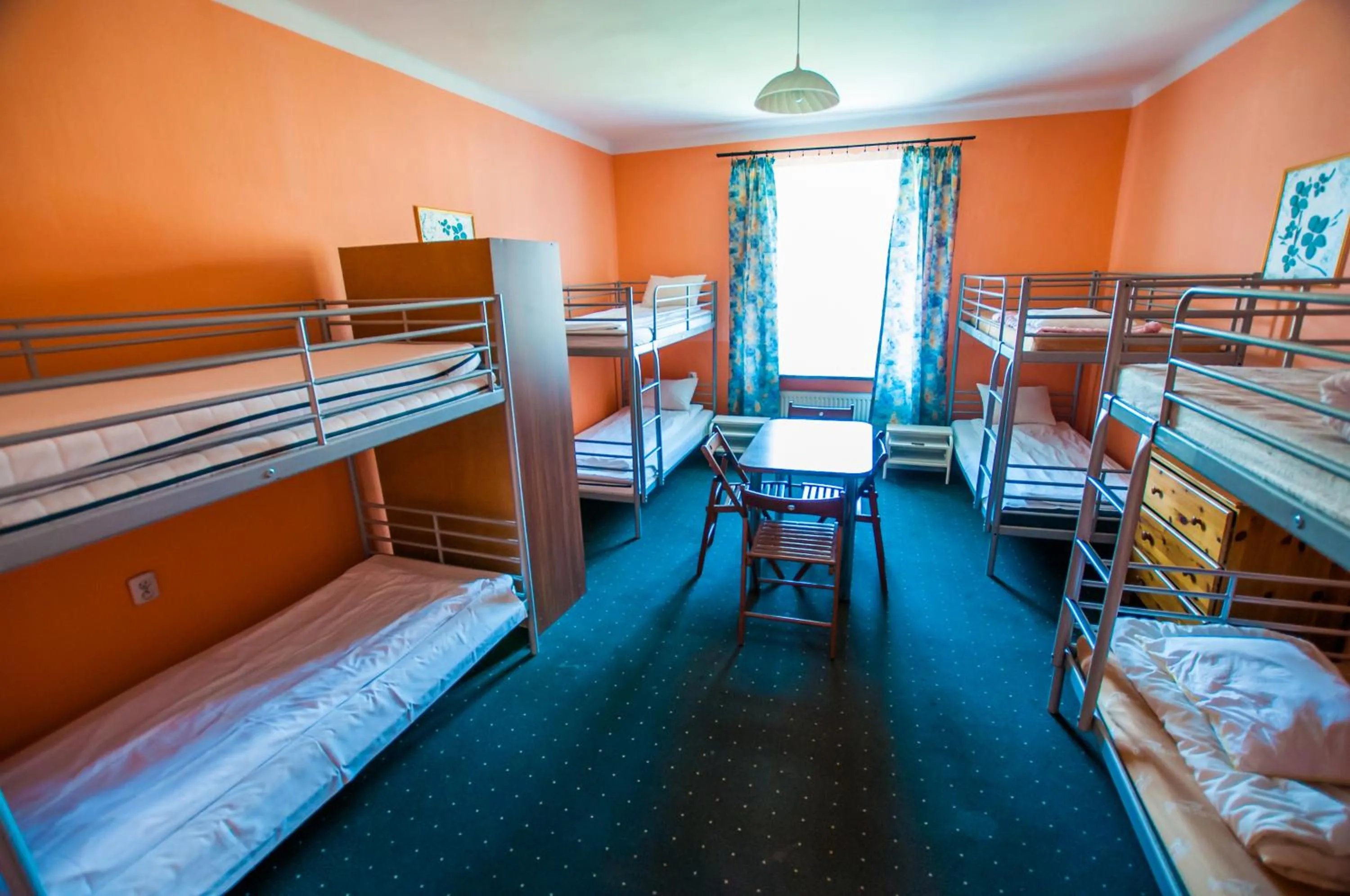 Photo of the whole room, Bed in Red Carpet Hostel