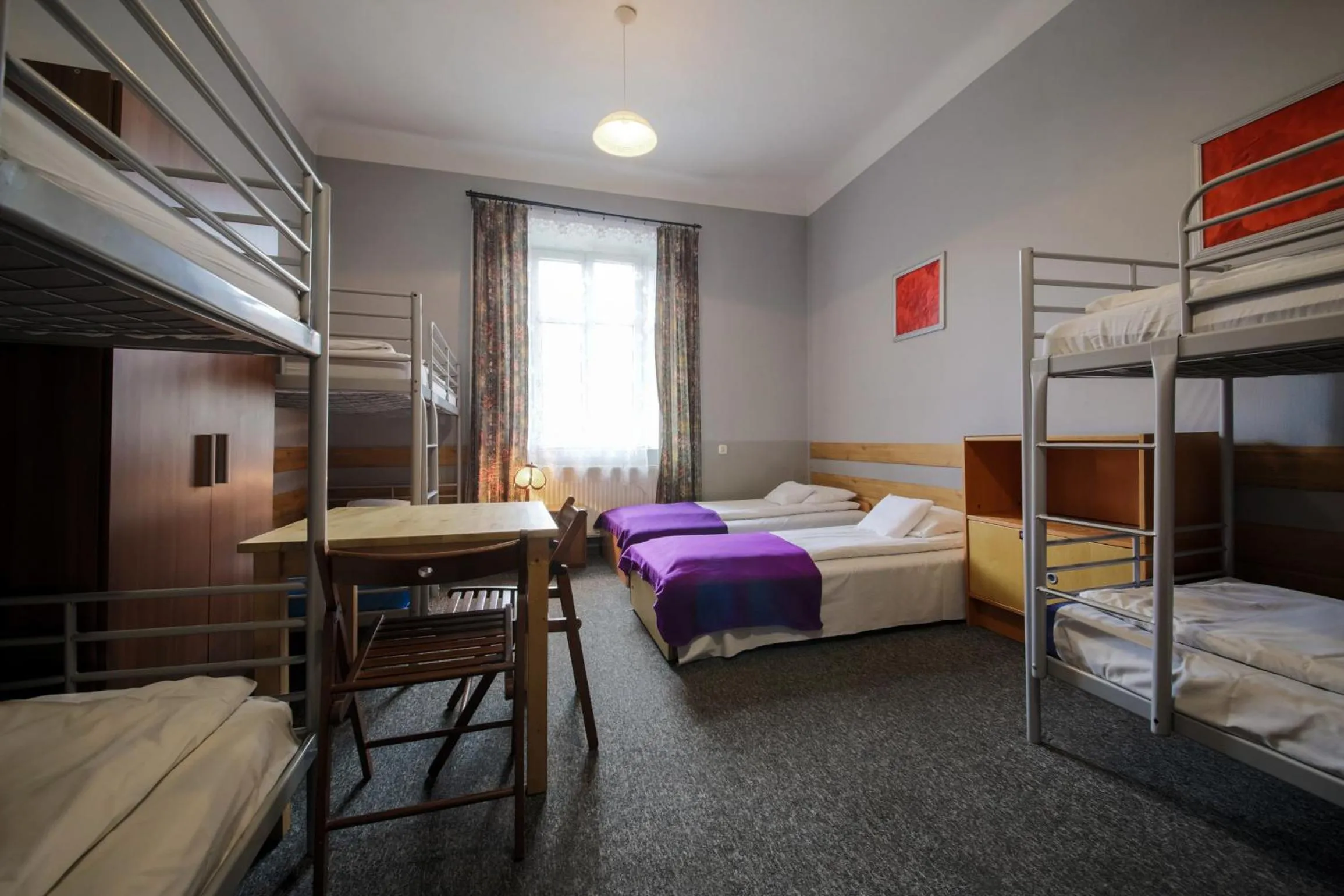 Photo of the whole room, Bed in Red Carpet Hostel