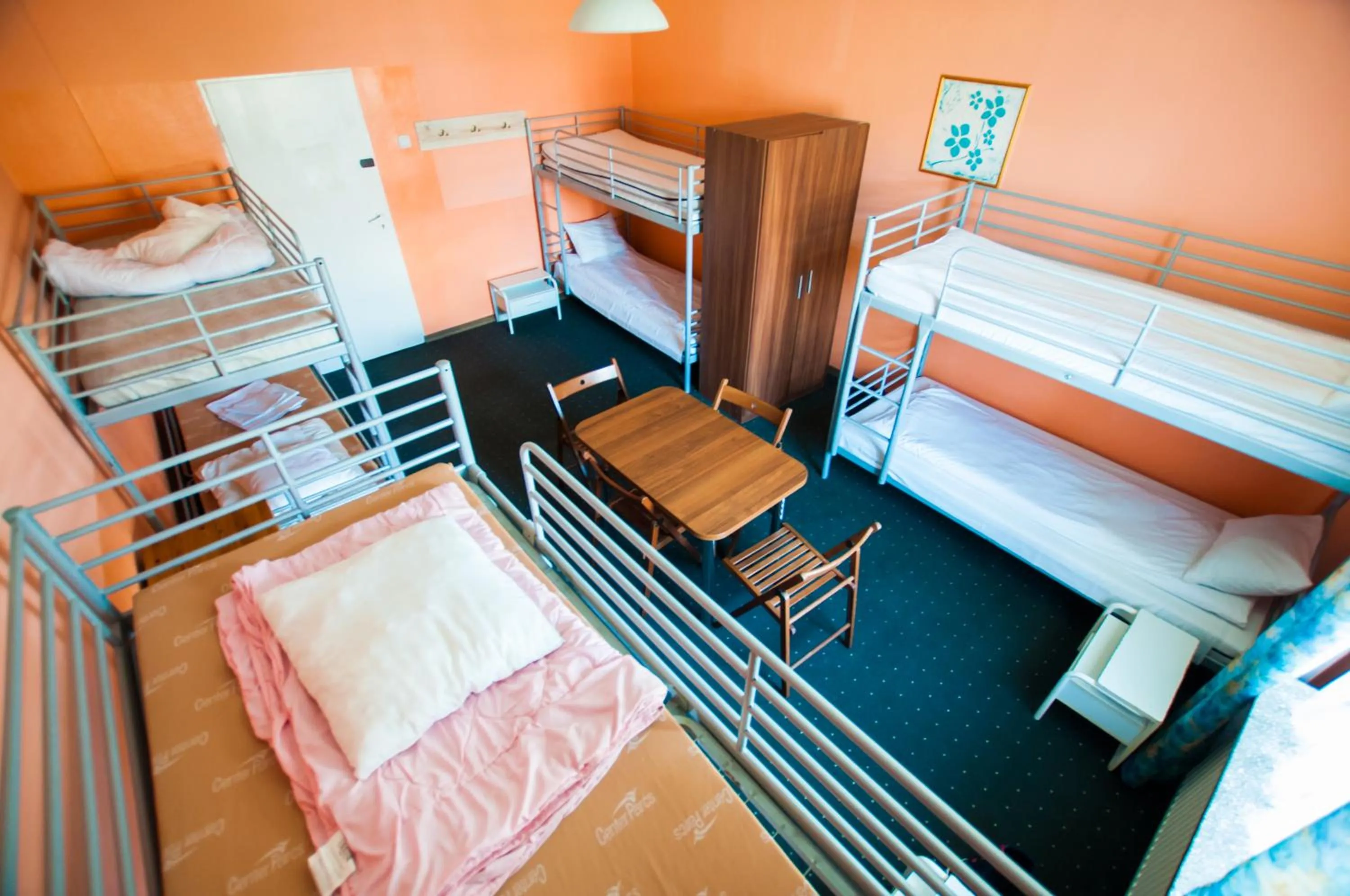 Photo of the whole room, Bed in Red Carpet Hostel