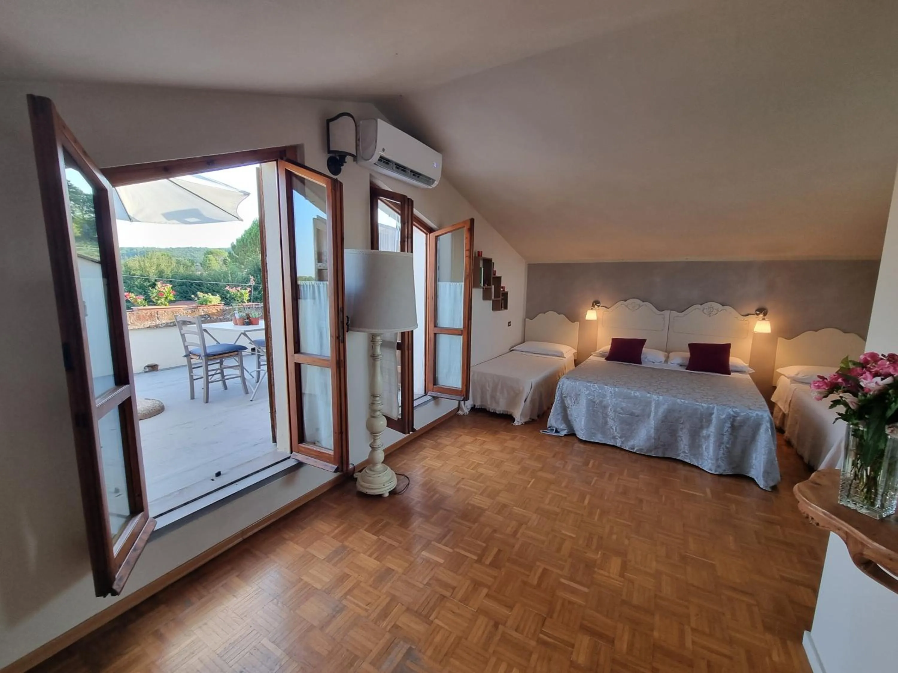 Balcony/Terrace, Bed in Casa Aloe B&B