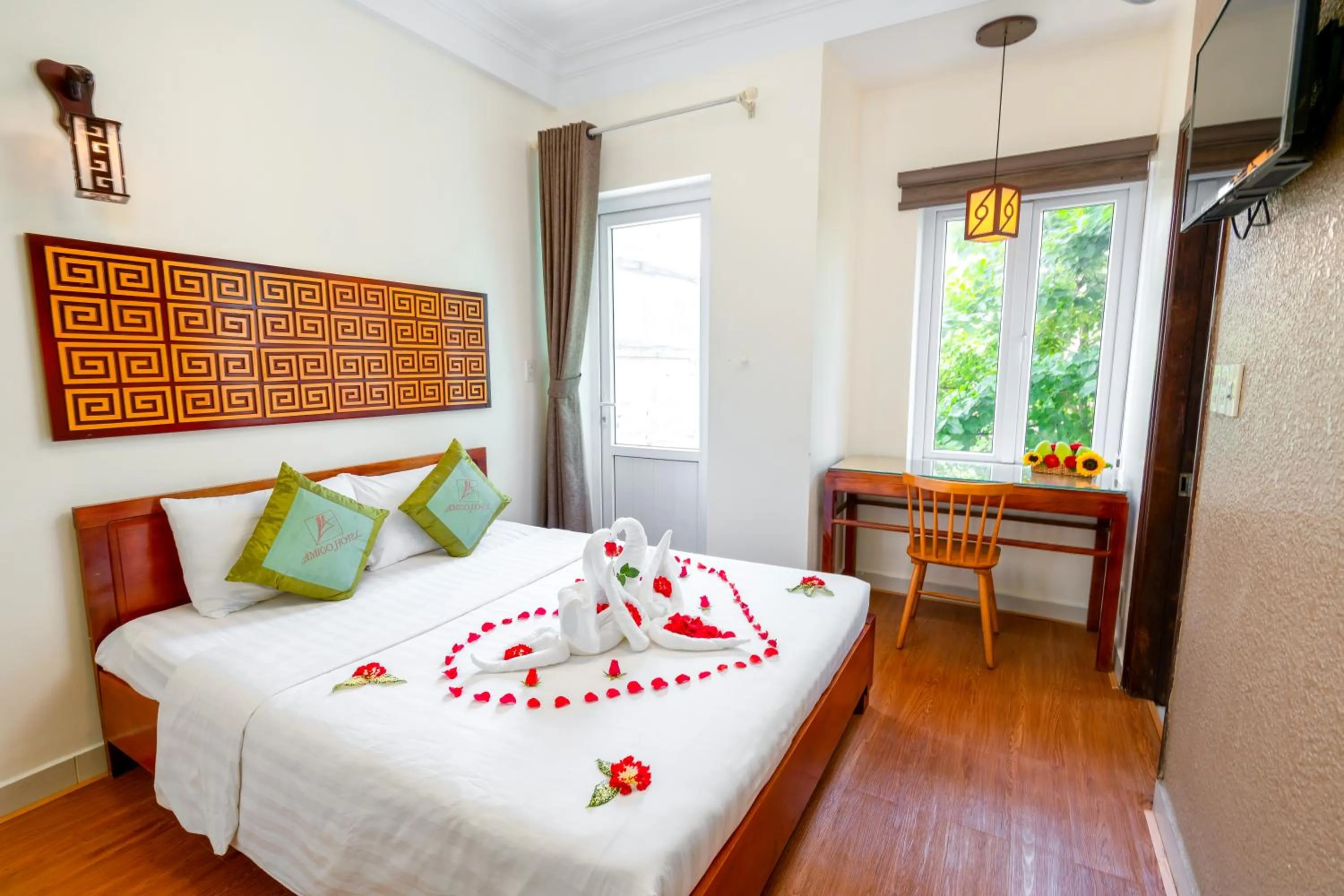 Bed in AMIGO HUE hotel