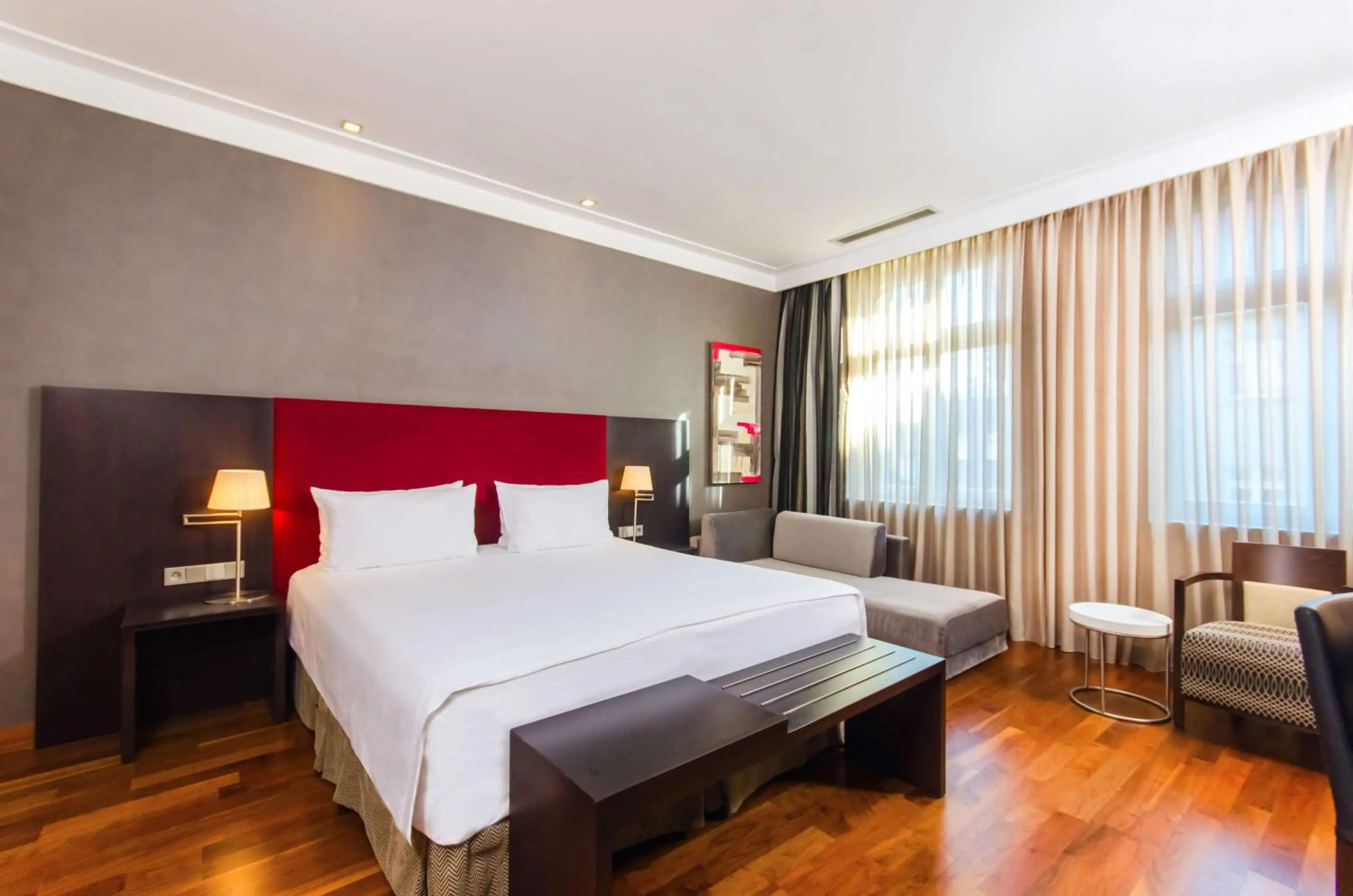 Photo of the whole room, Bed in Hotel NH Poznan