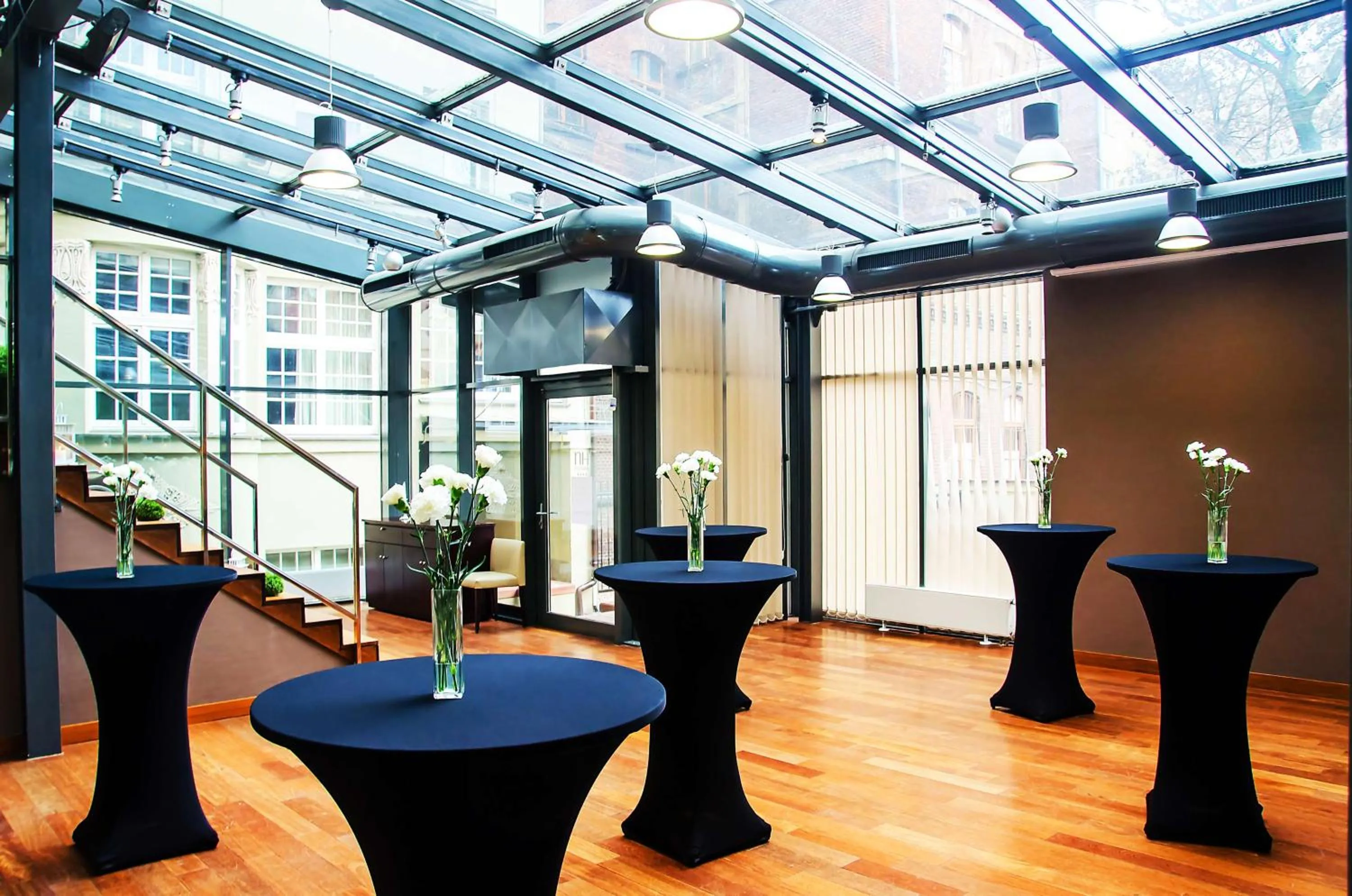 Photo of the whole room in Hotel NH Poznan