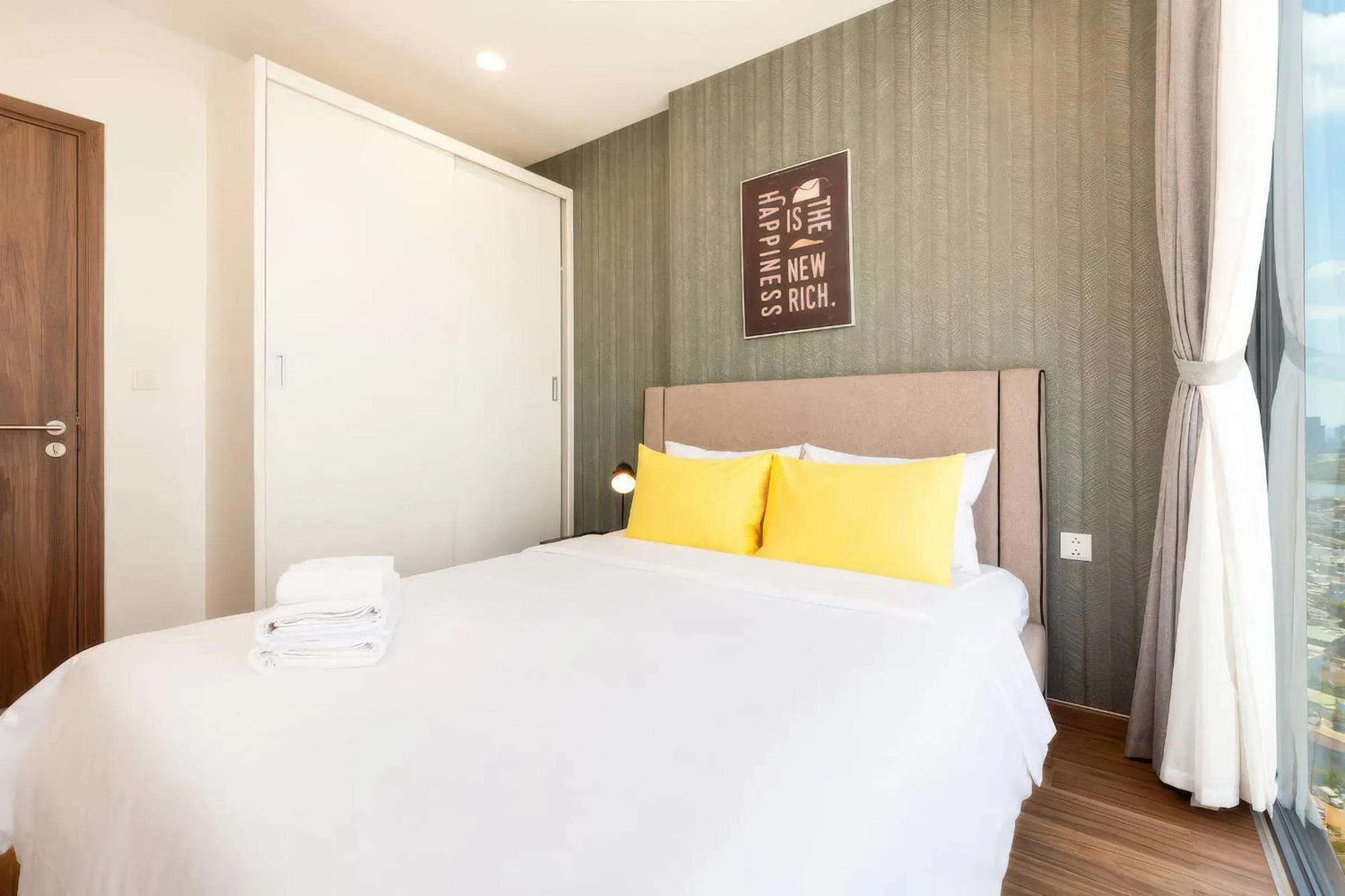 Bed in Eco Green Saigon - Free Gym & Netflix & Pool