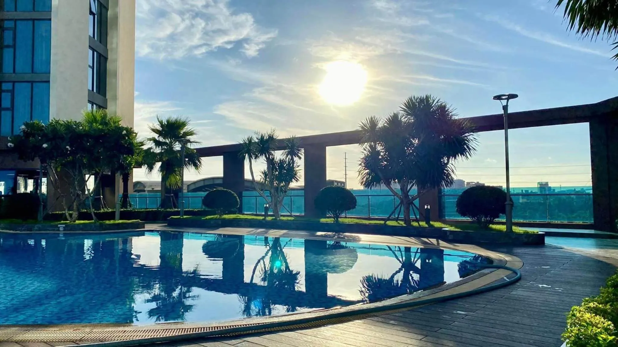 Day in Eco Green Saigon - Free Gym & Netflix & Pool