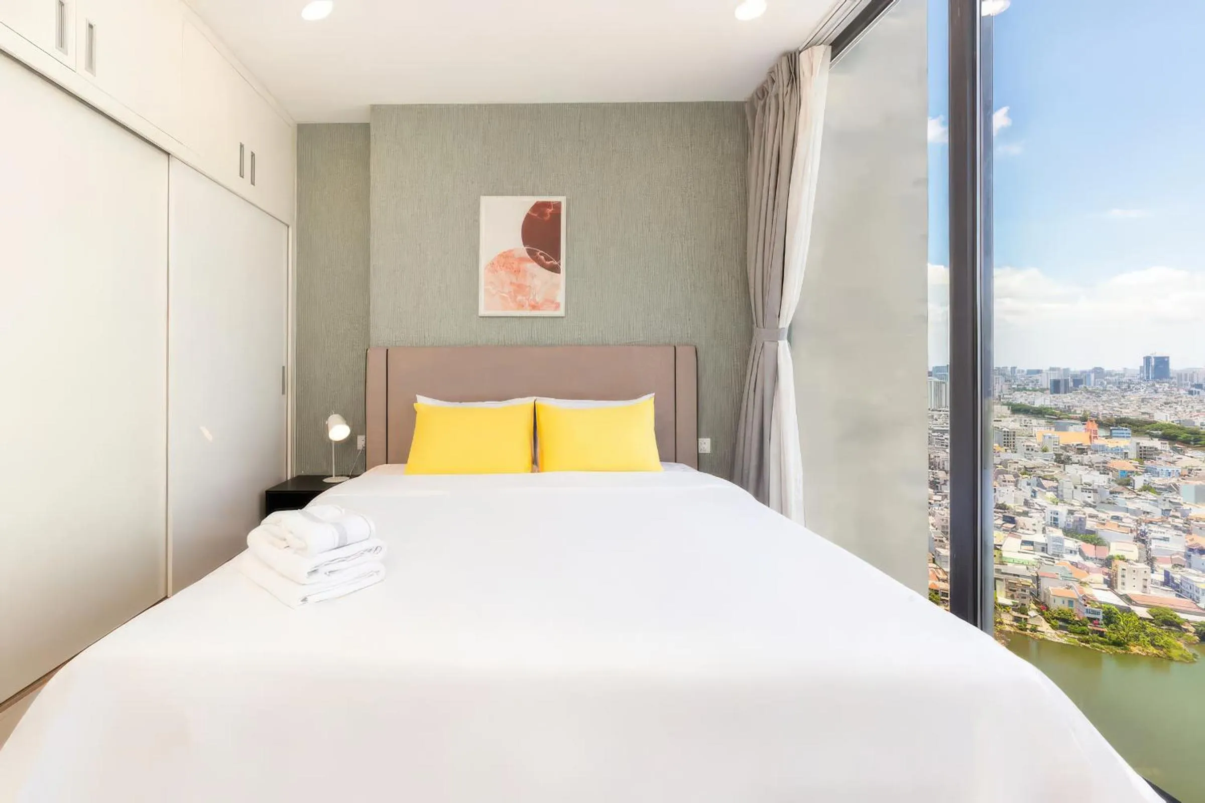 Bed in Eco Green Saigon - Free Gym & Netflix & Pool