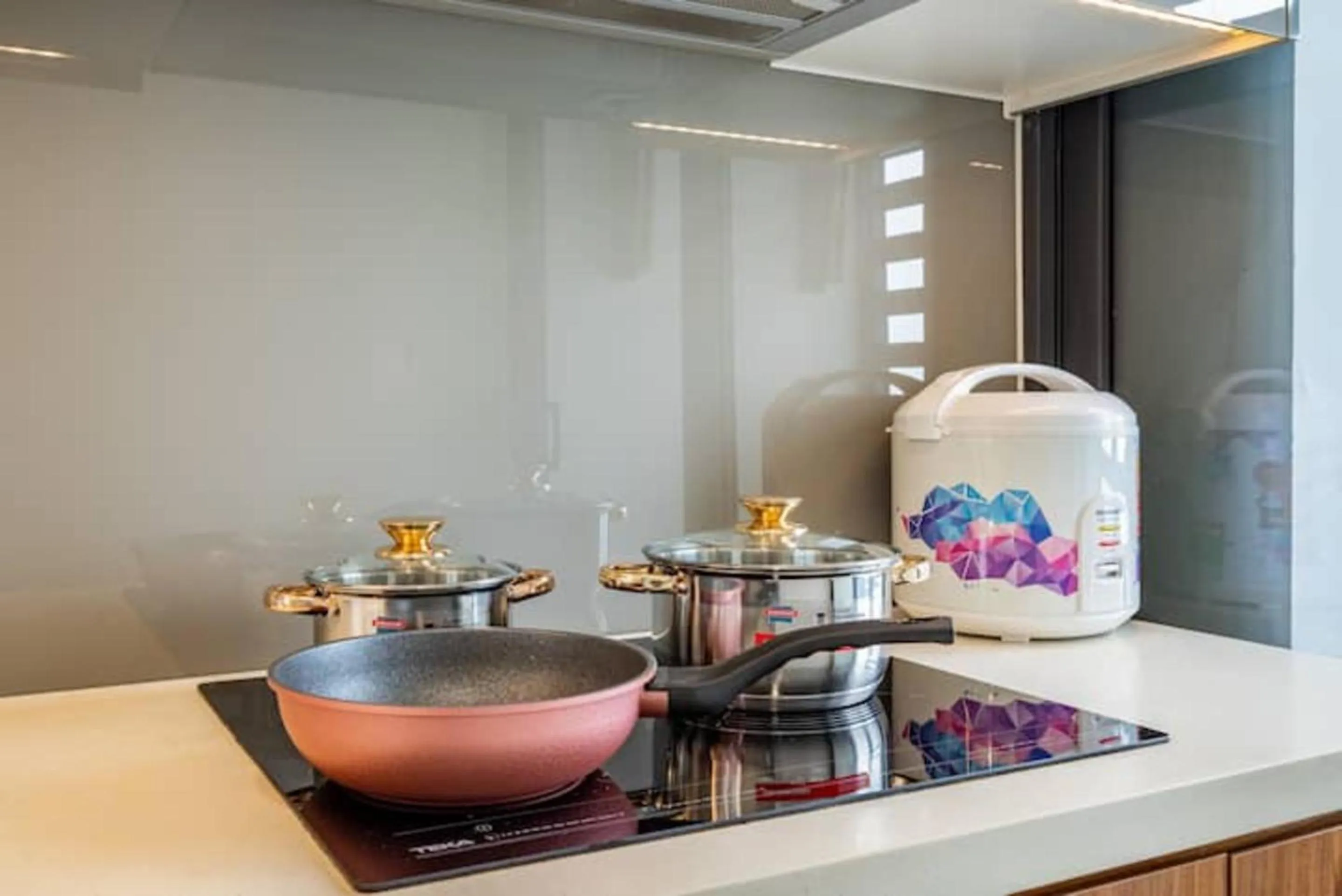 Kitchen or kitchenette in Eco Green Saigon - Free Gym & Netflix & Pool