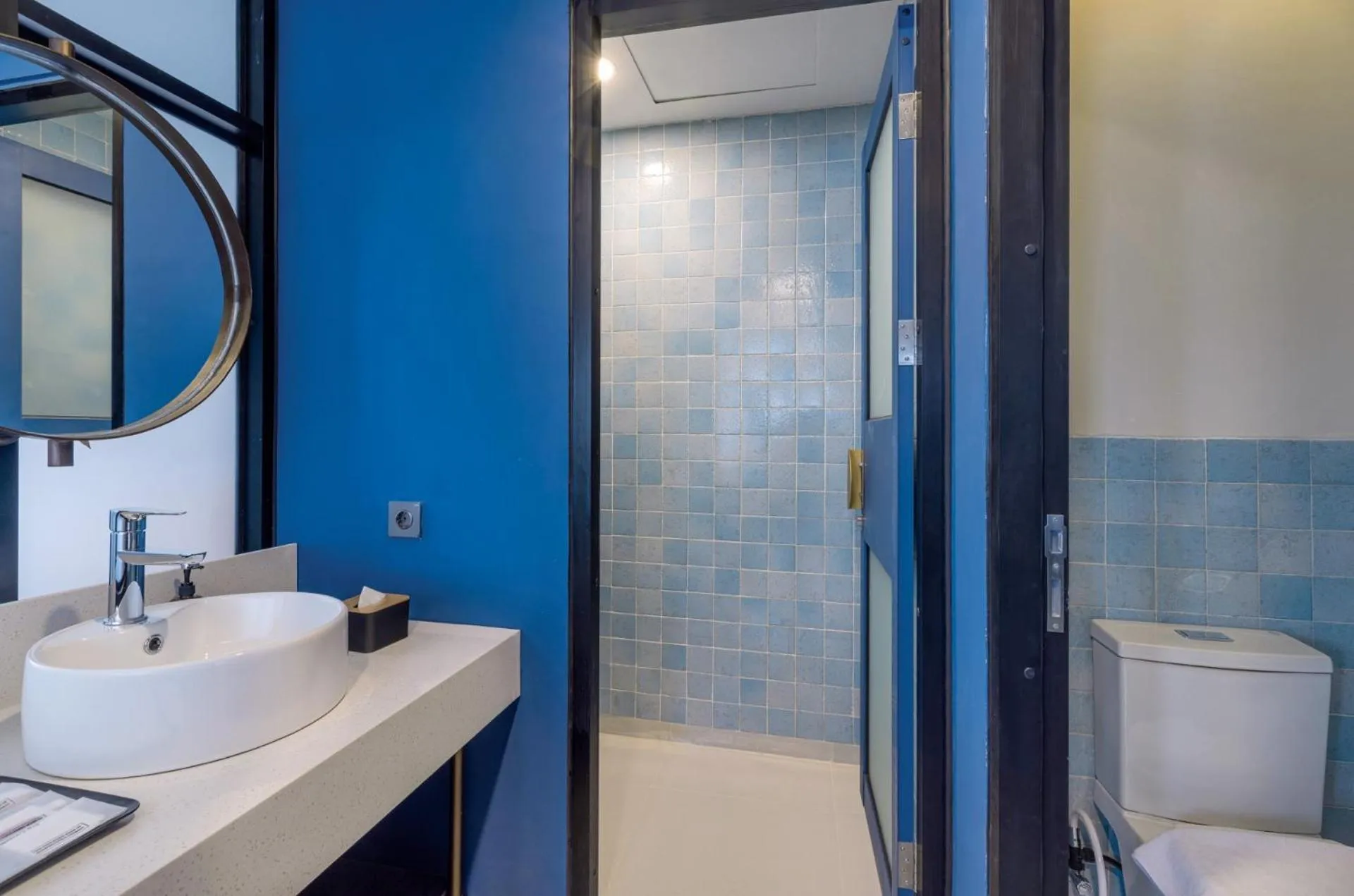 Toilet in ARTOTEL Hub Simpang Temu Jakarta