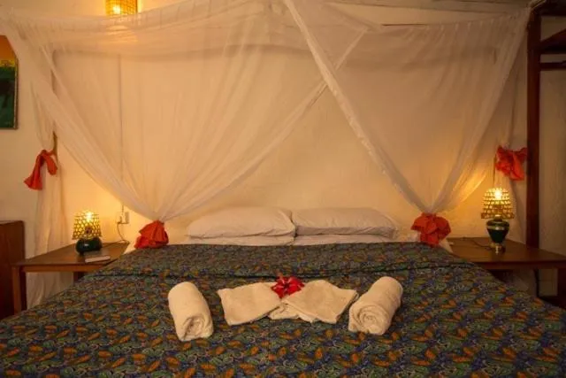 Night, Bed in Outpost Lodge