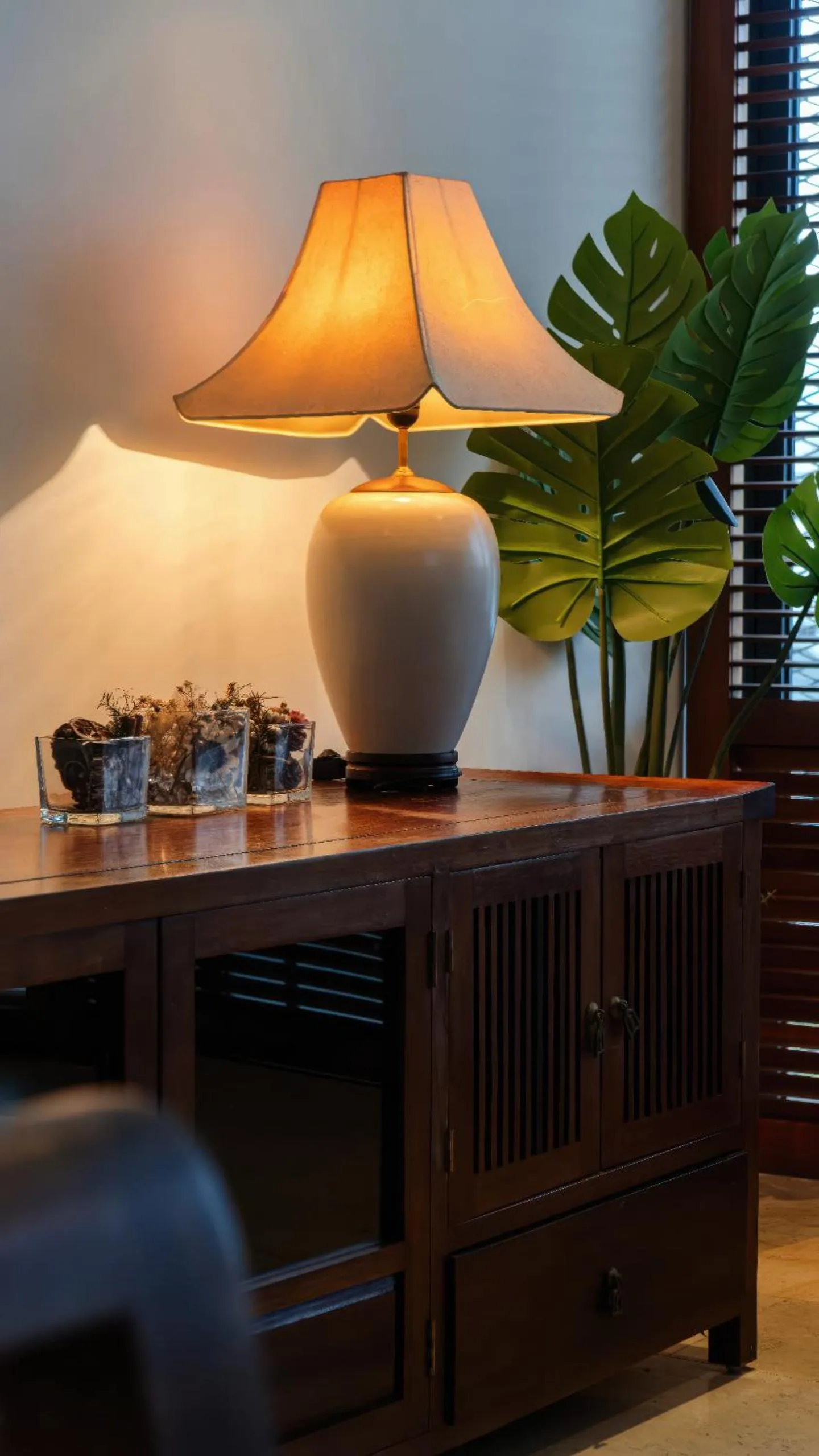 Living room in Avalon Saigon District 1 - Independence Palace