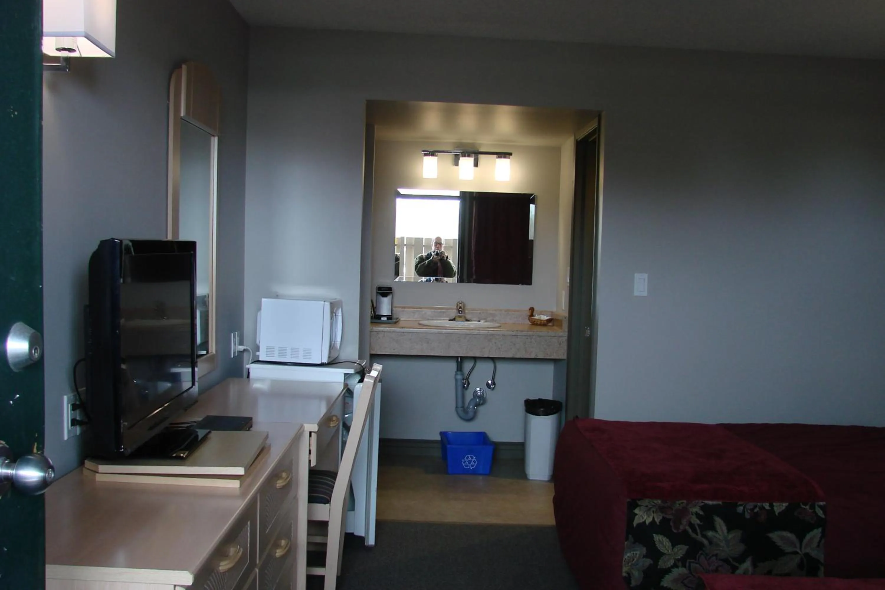 Bedroom in Greenhead Motel & Restaurant