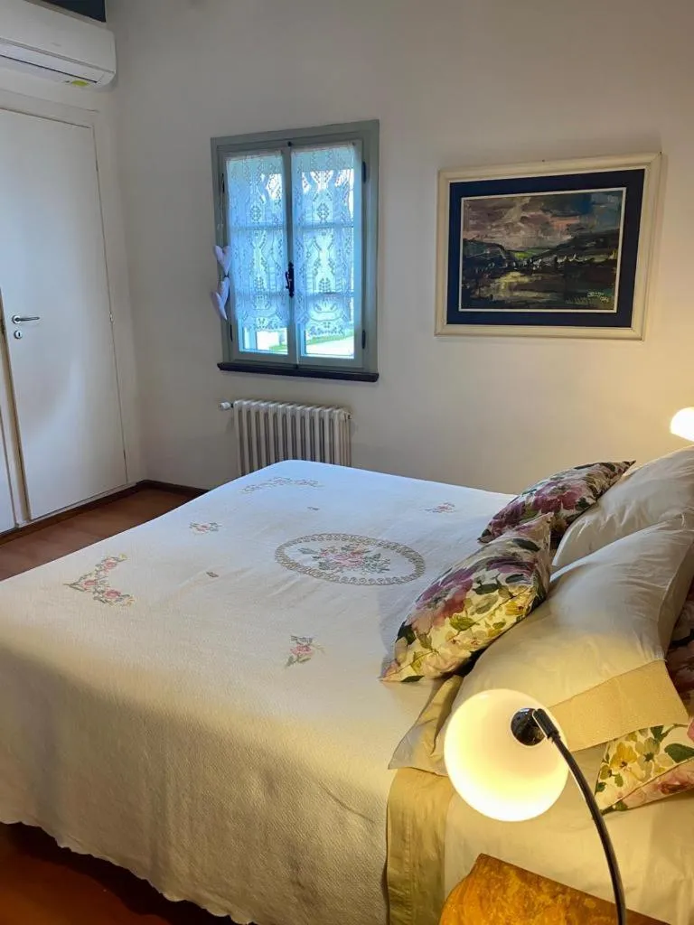 Bed in Fiori Di Maggio