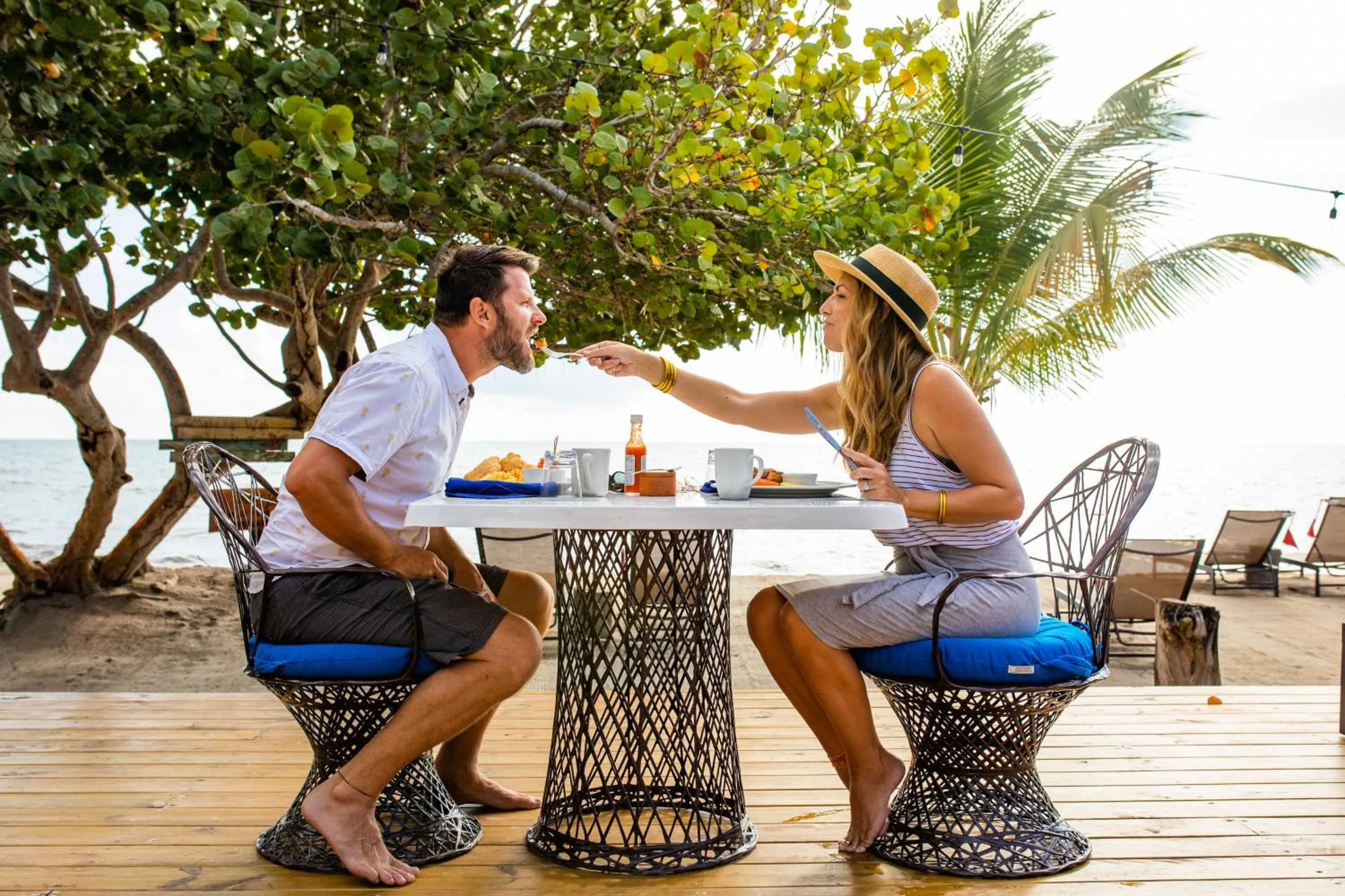 Restaurant/places to eat in Mariposa Belize Beach Resort