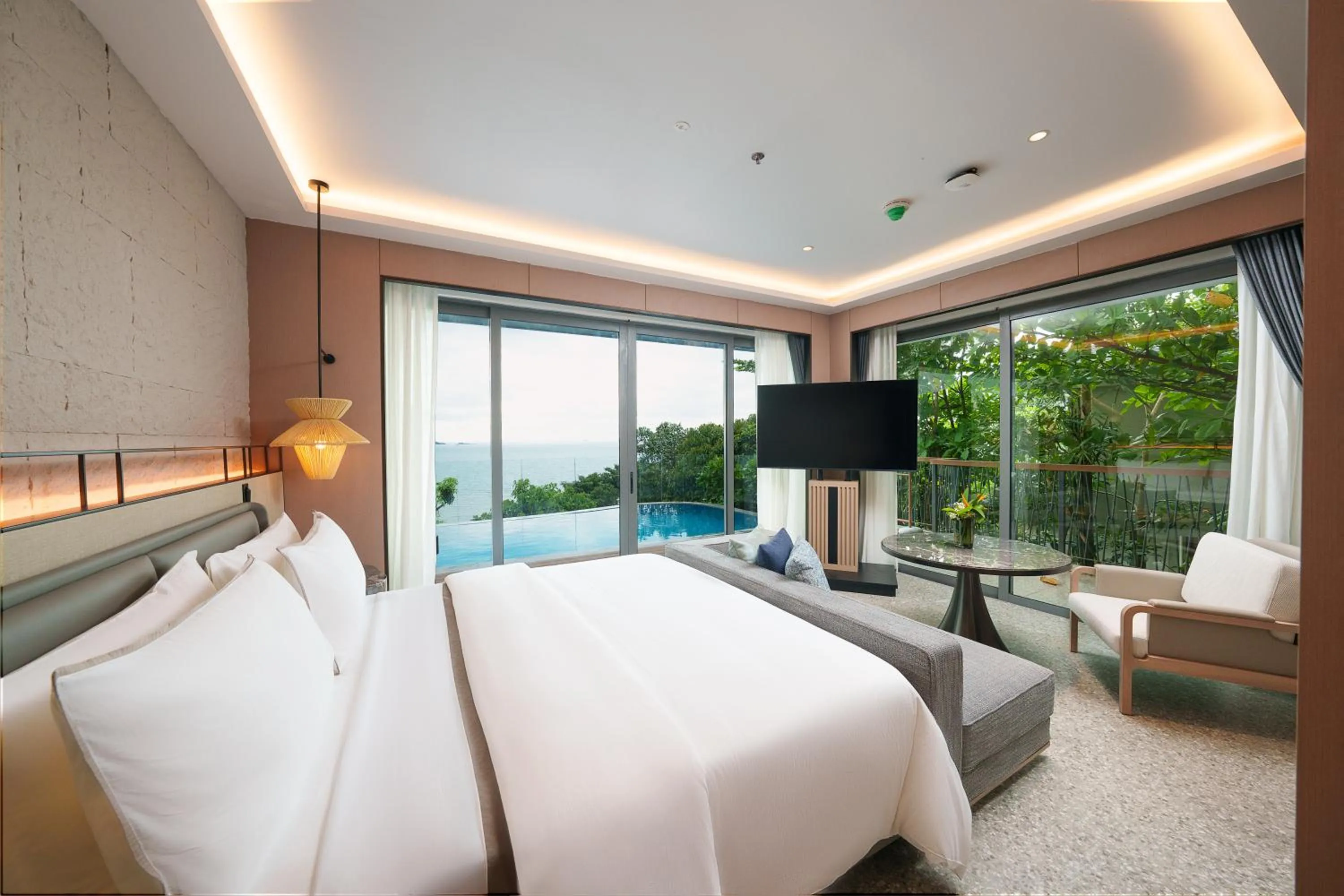 Bedroom, Bed in The Westin Nirup Island Resort & Spa