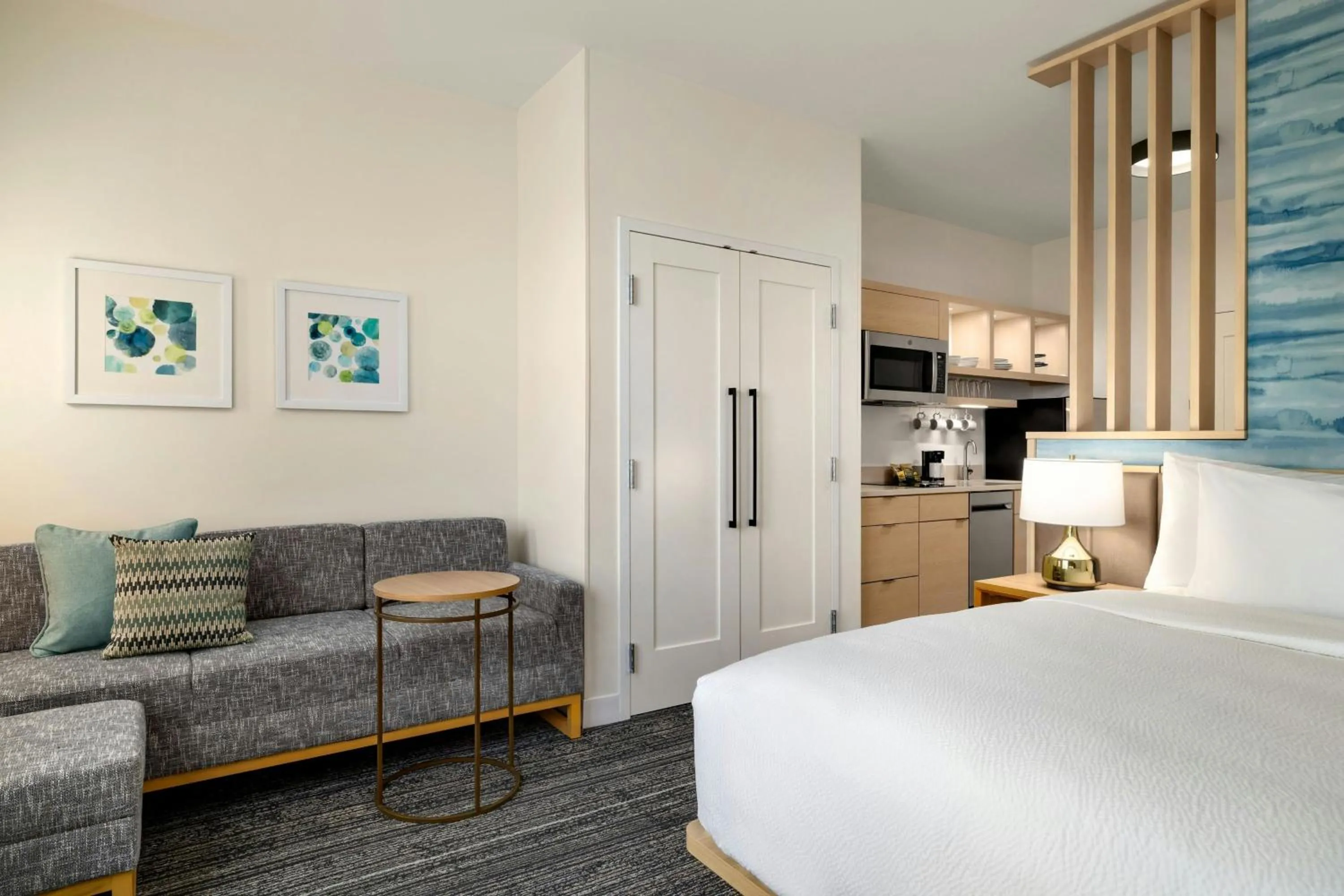 Photo of the whole room, Bed in TownePlace Suites by Marriott Williston