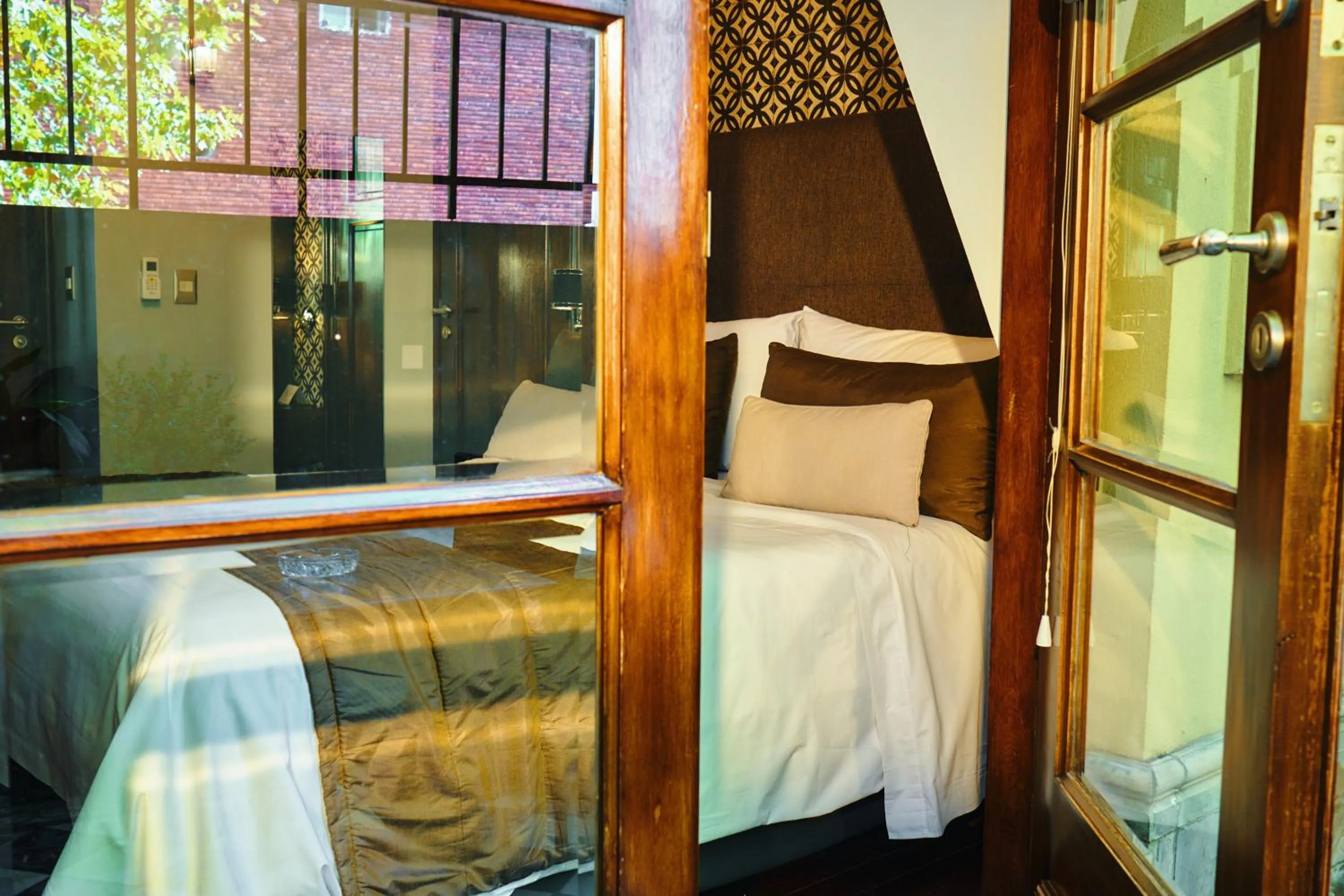 Balcony/Terrace, Bed in Miravida Soho Hotel & Wine Bar