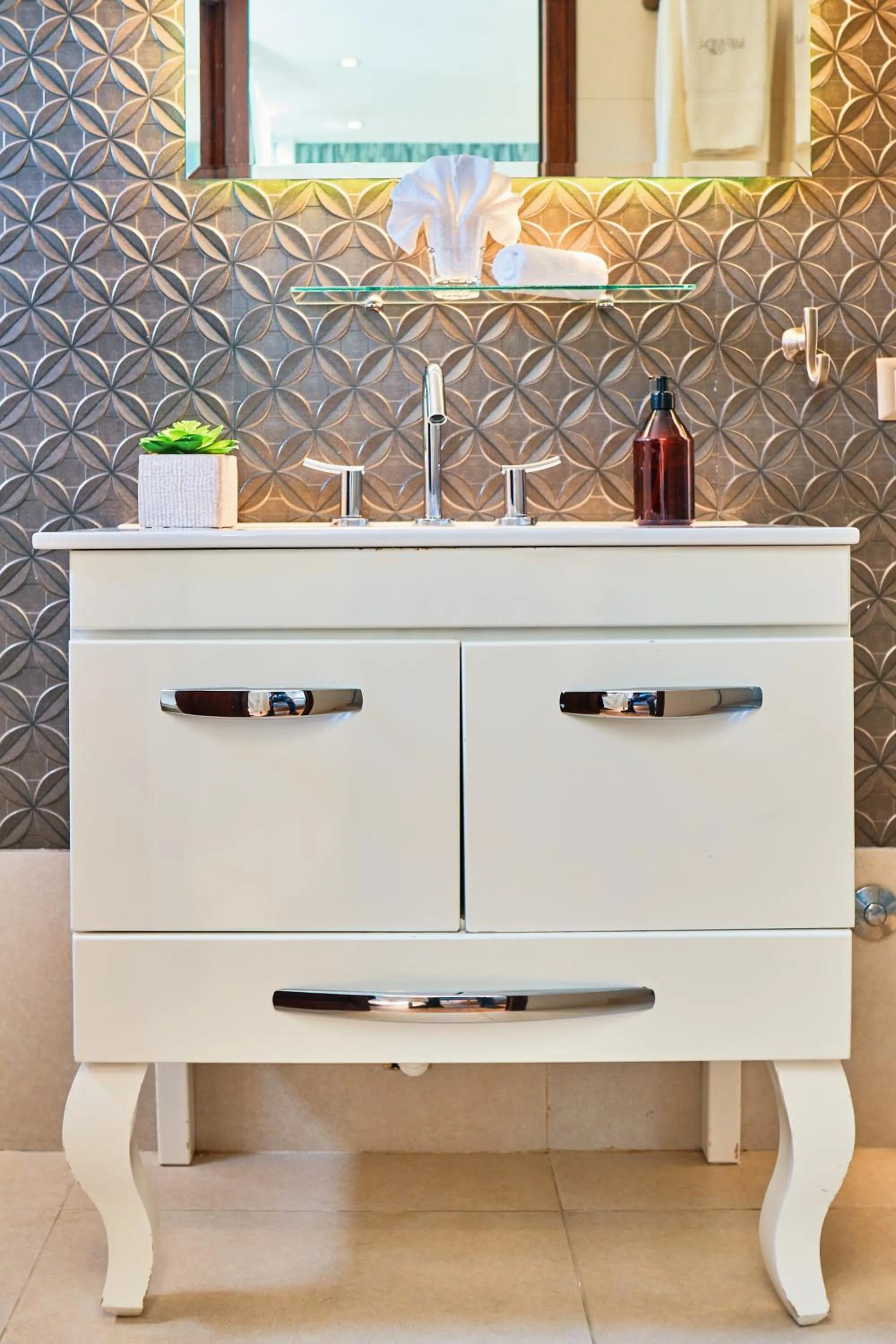 Bathroom in Miravida Soho Hotel & Wine Bar